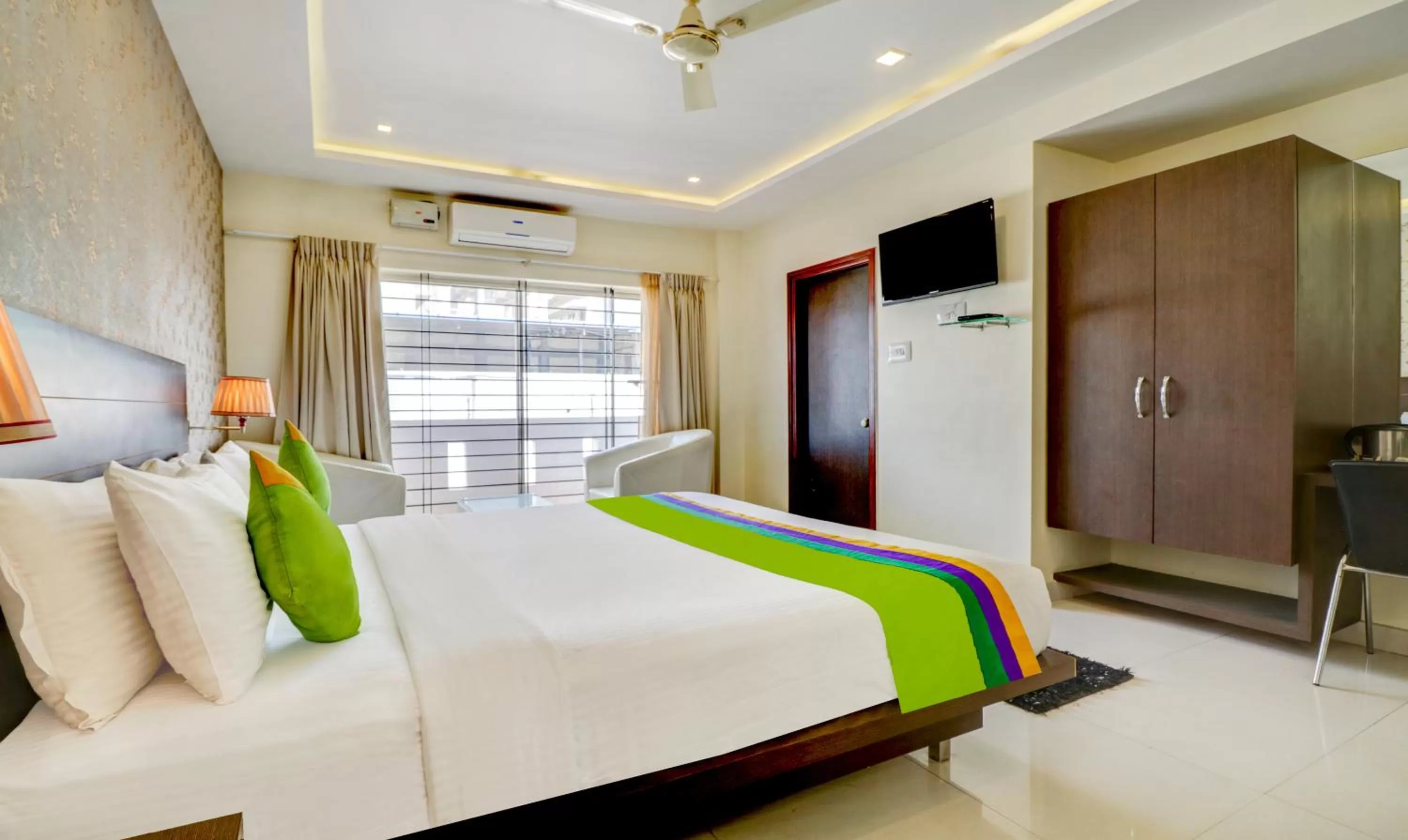 Bed in Treebo Trend Orchid MG Road