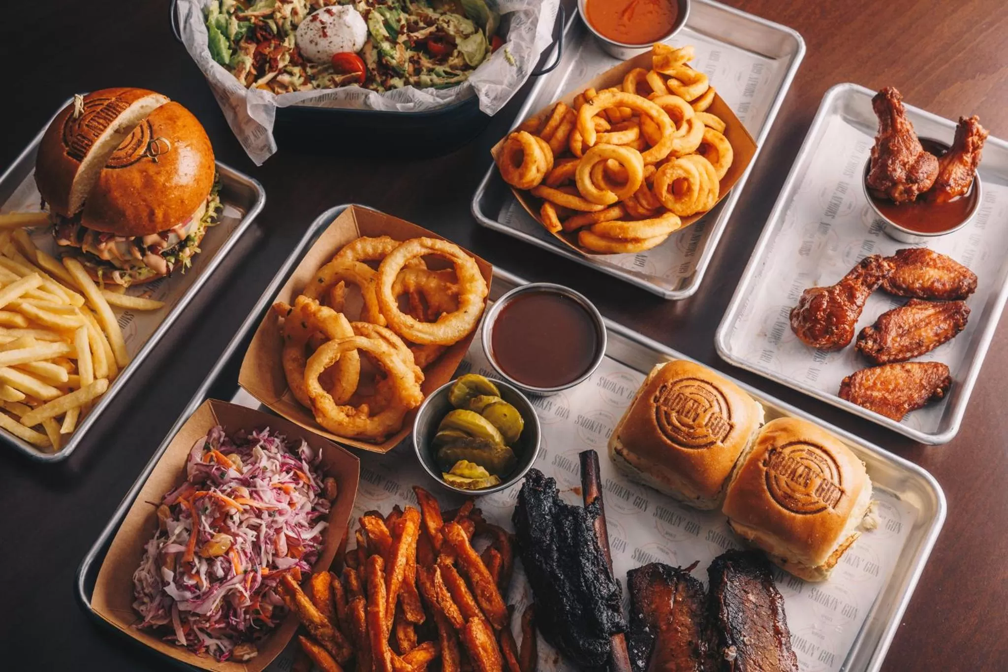 Restaurant/places to eat in JA Lake View Hotel, Dubai