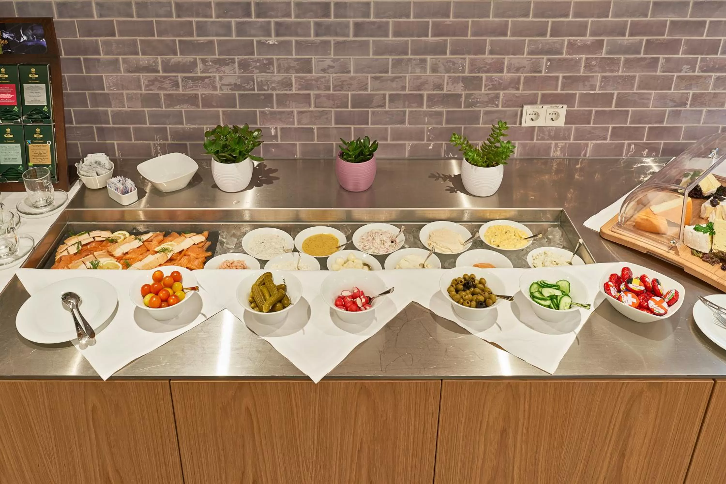 Breakfast in Hotel Elbresidenz an der Therme