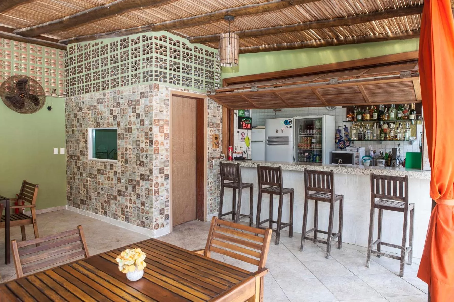 Restaurant/places to eat in Hotel Vicino al Mare - Frente mar