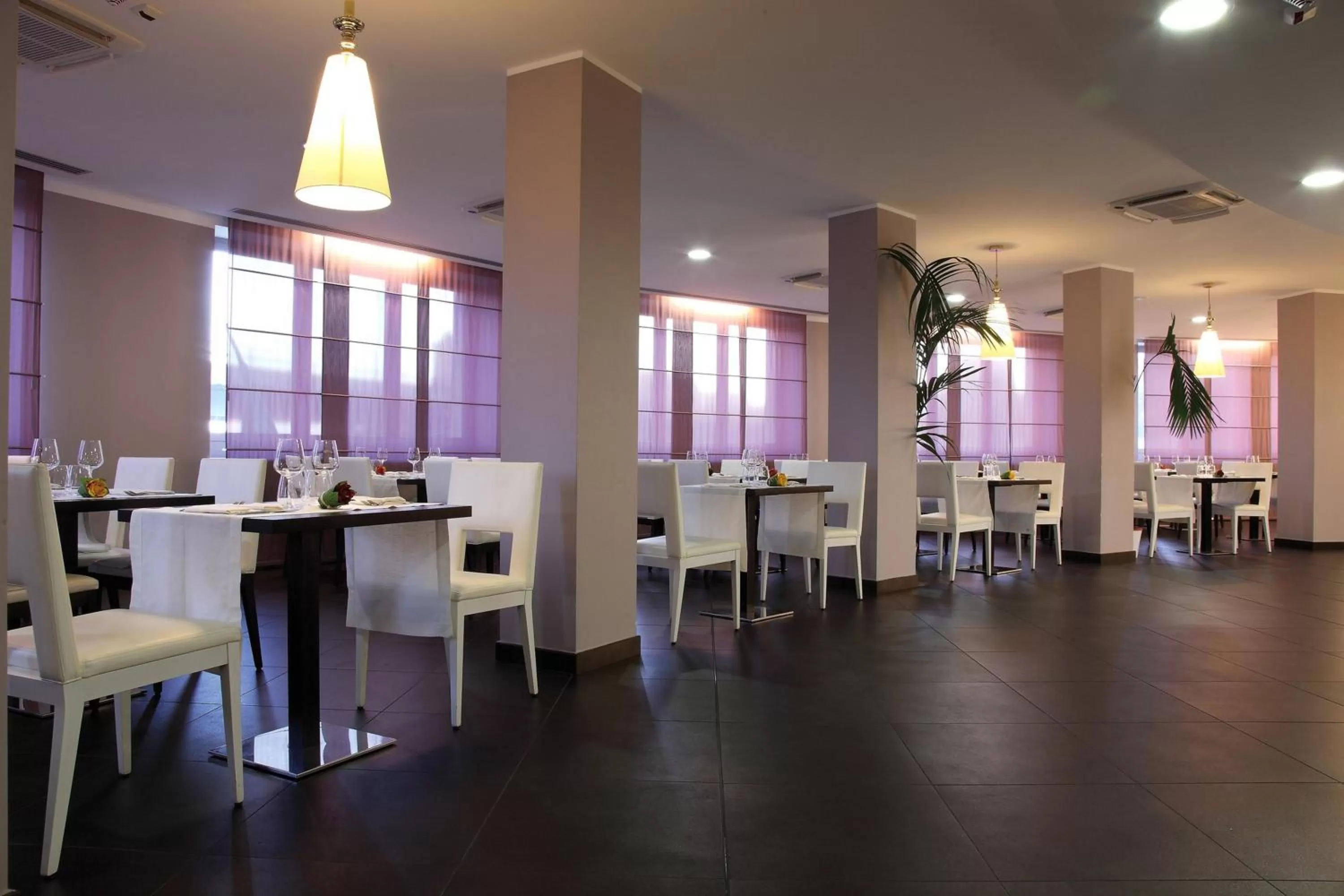 Restaurant/places to eat in Holiday Inn Genoa City by IHG