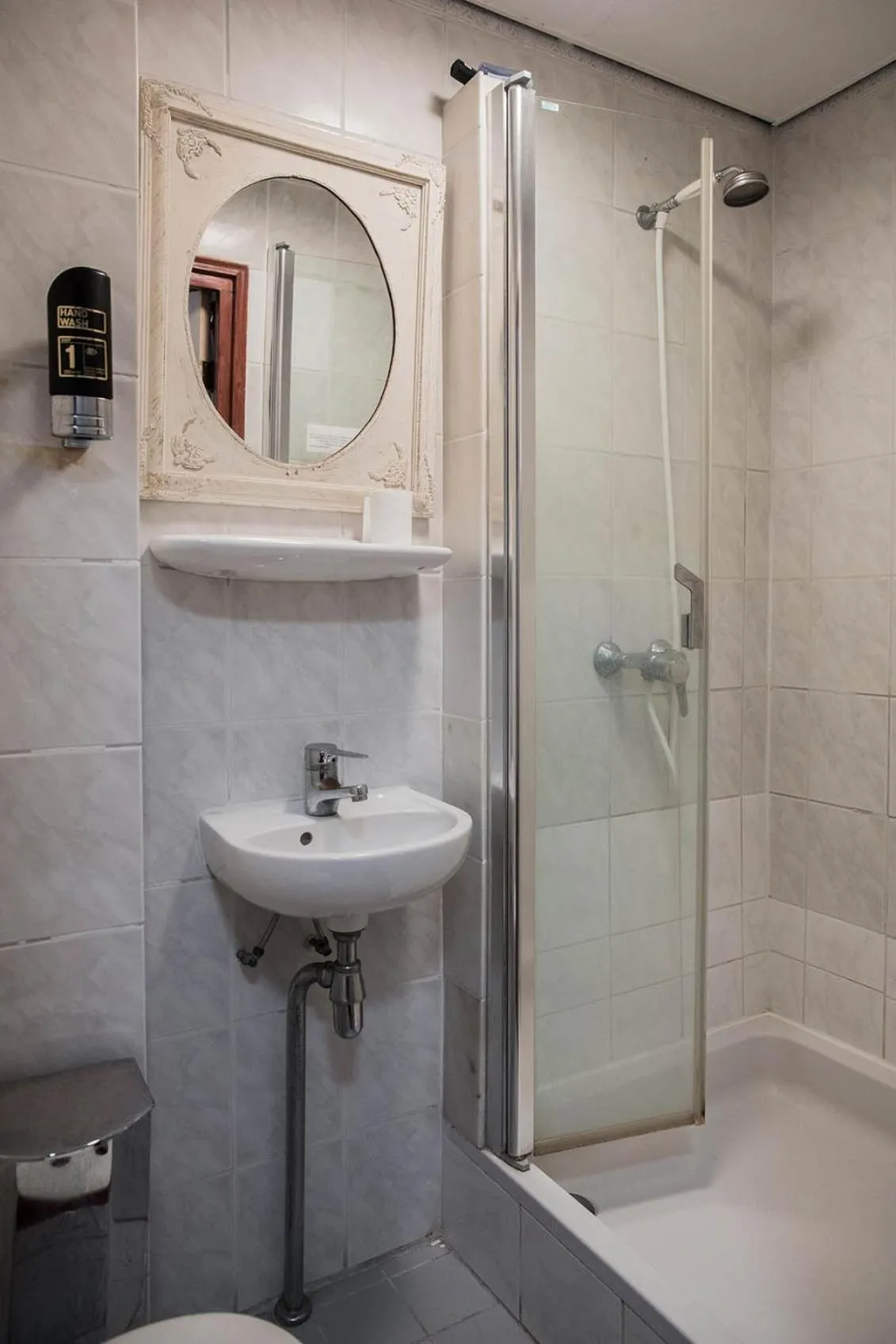 Bathroom in Hotel Atlanta