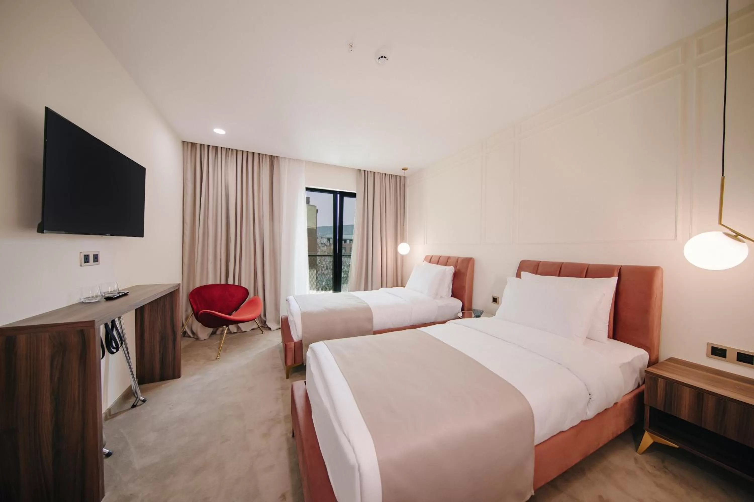 Photo of the whole room, Bed in Orden Hotel