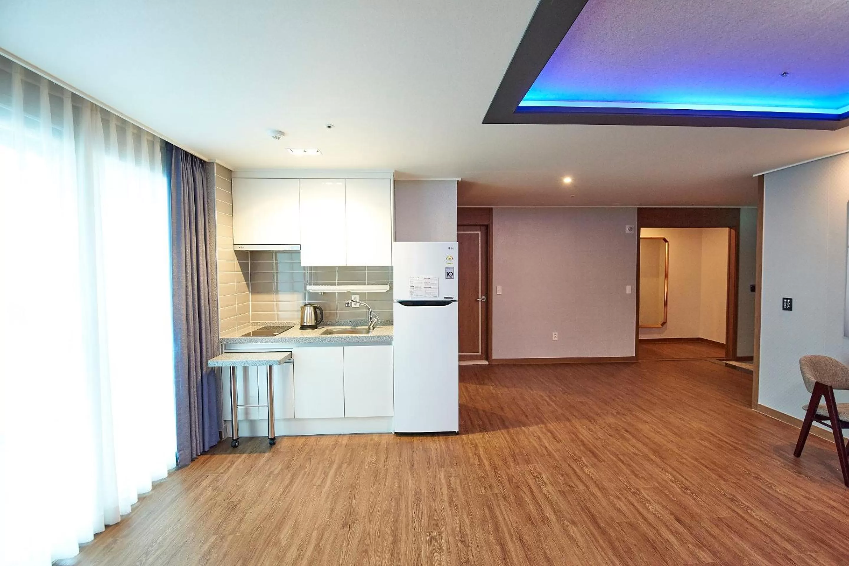 Kitchen/Kitchenette in The Port Hotel Busan