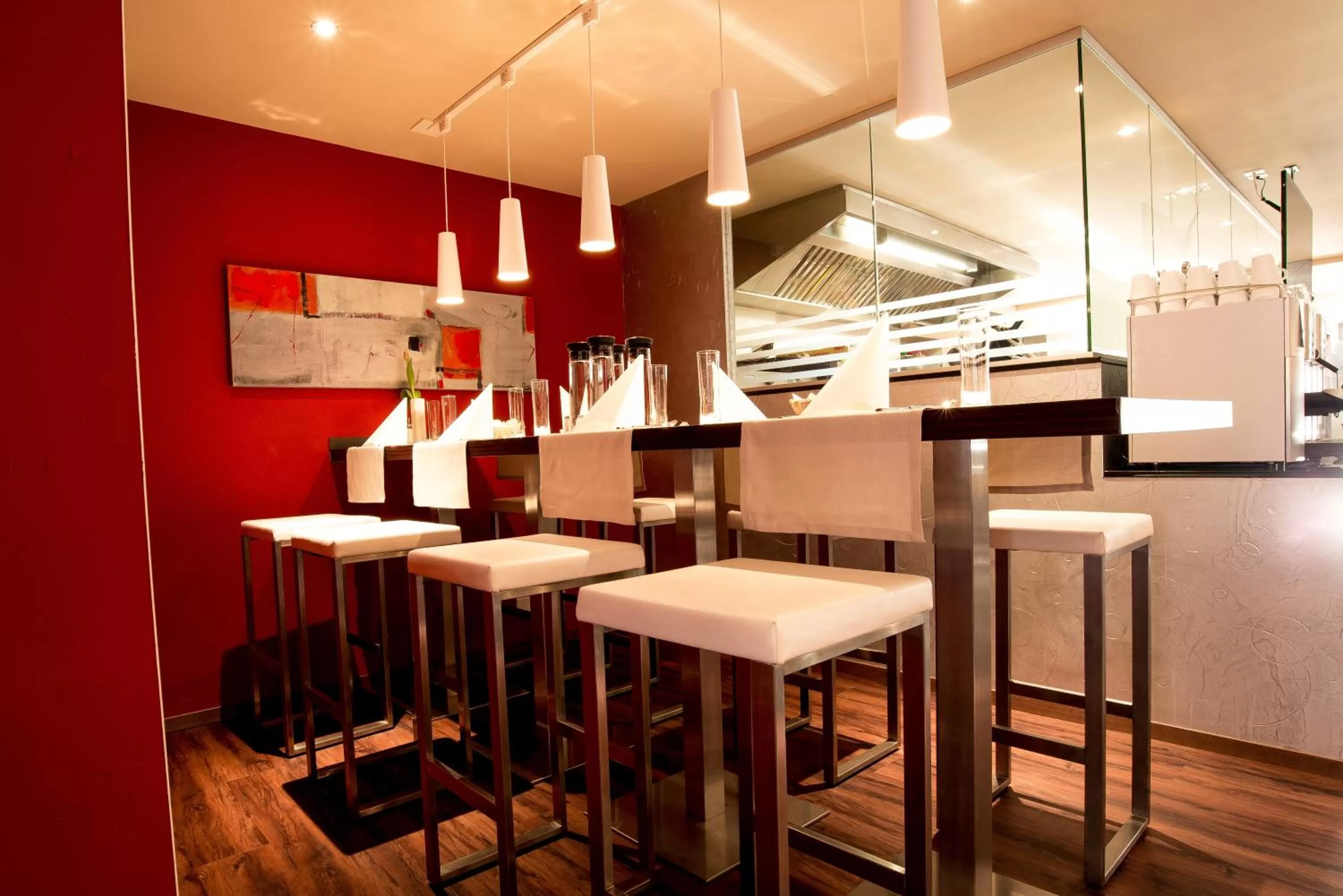 Restaurant/places to eat in Hotel Amaris