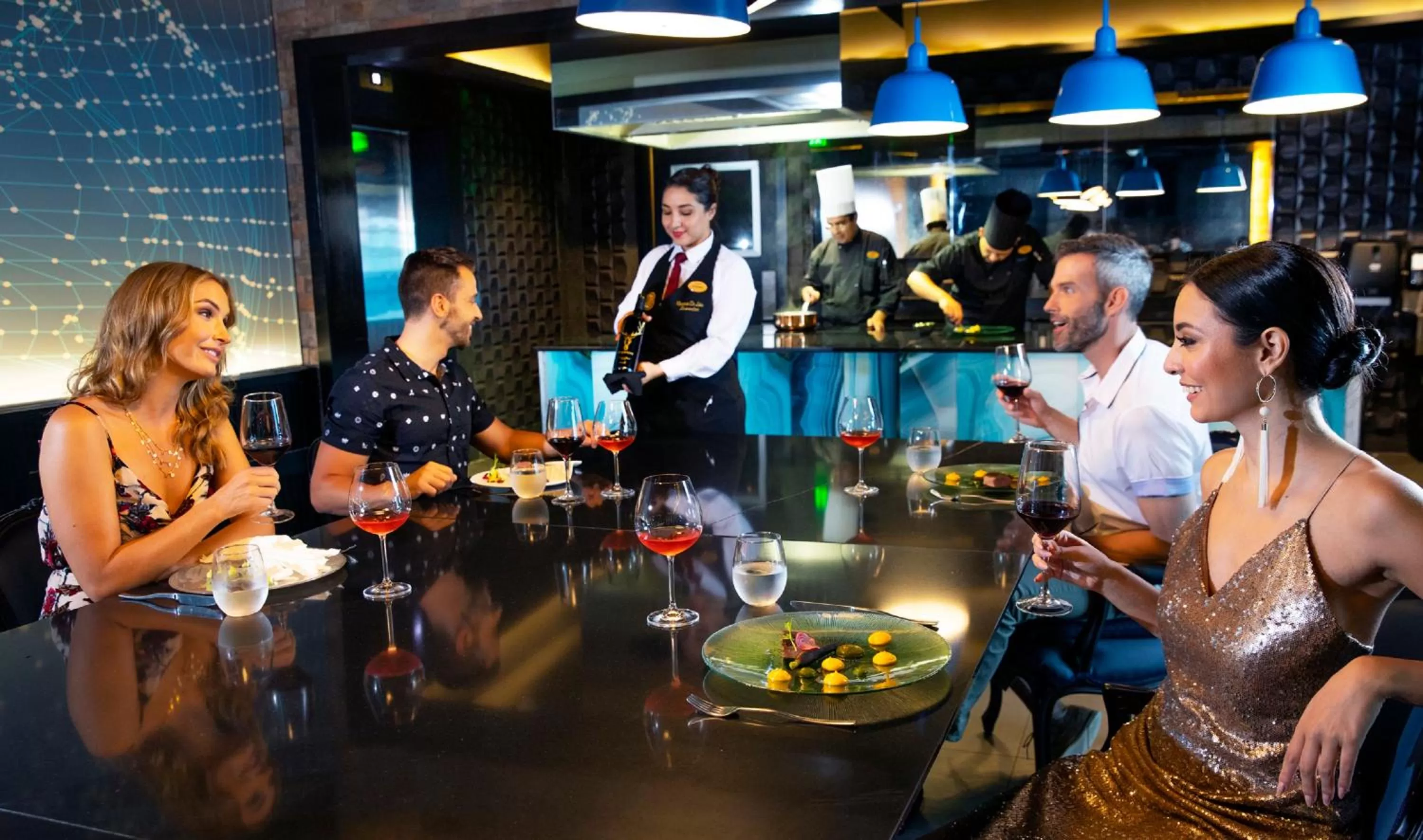 Restaurant/places to eat in Royalton CHIC Cancun, An Autograph Collection All-Inclusive Resort - Adults Only