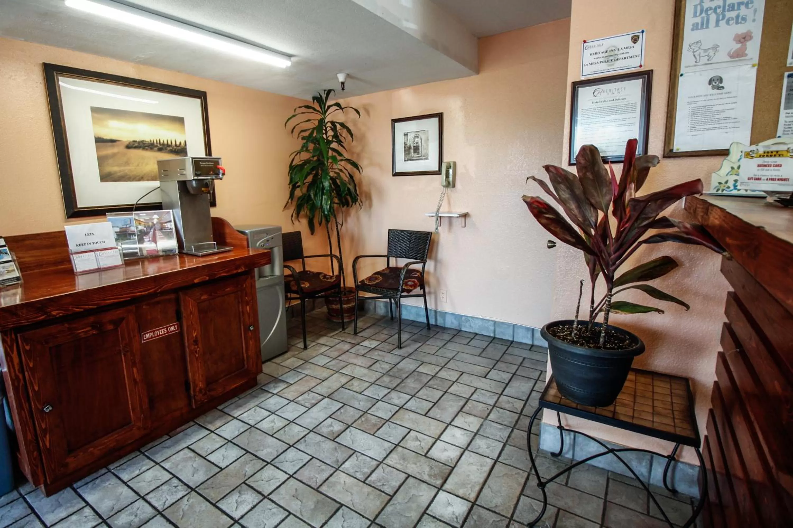 Lobby or reception in Heritage Inn La Mesa