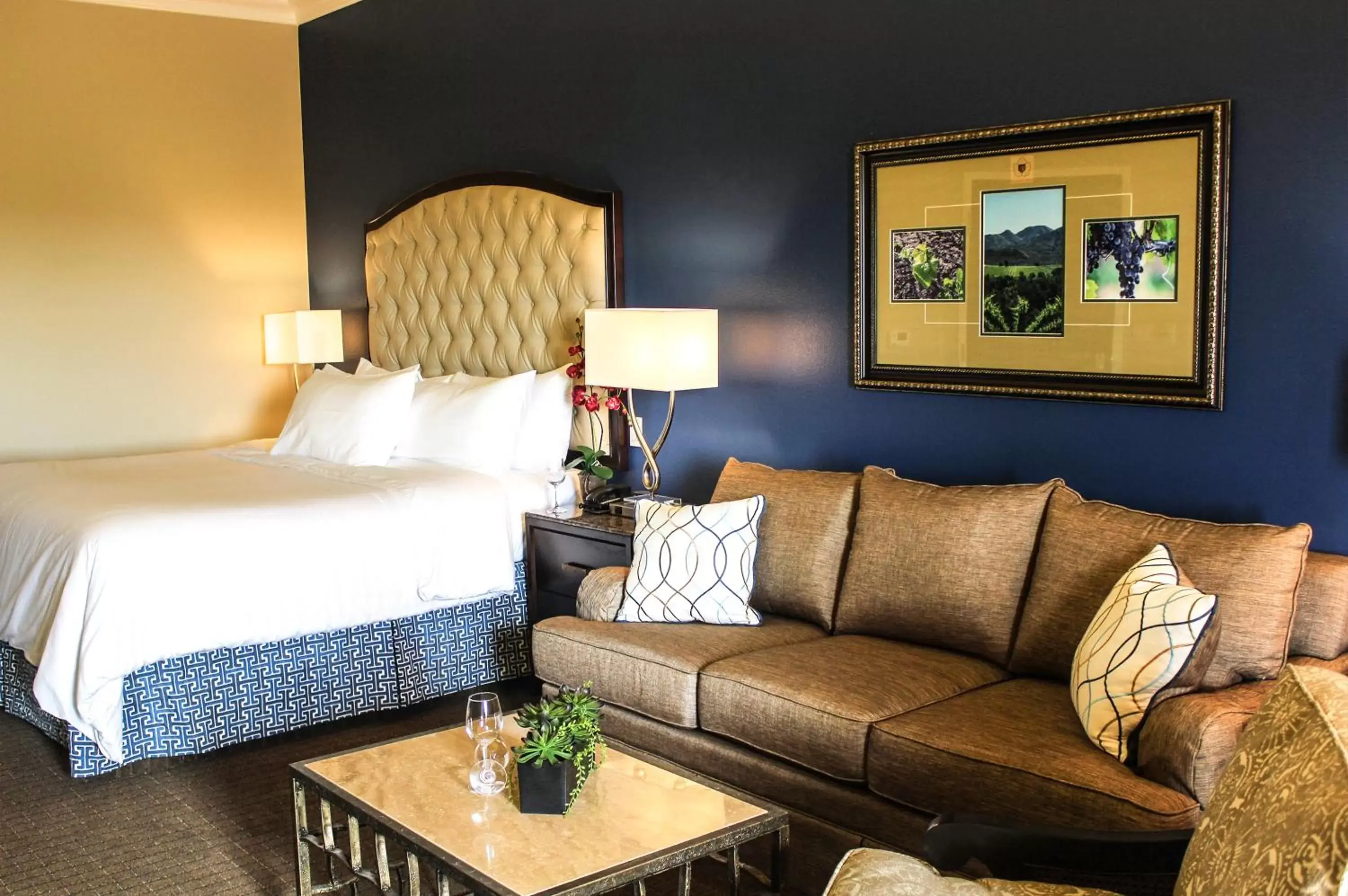 Vineyard Estate Bungalow in Carter Estate Winery and Resort Vineyard Estate Bungalow in Carter Estate Winery and Resort