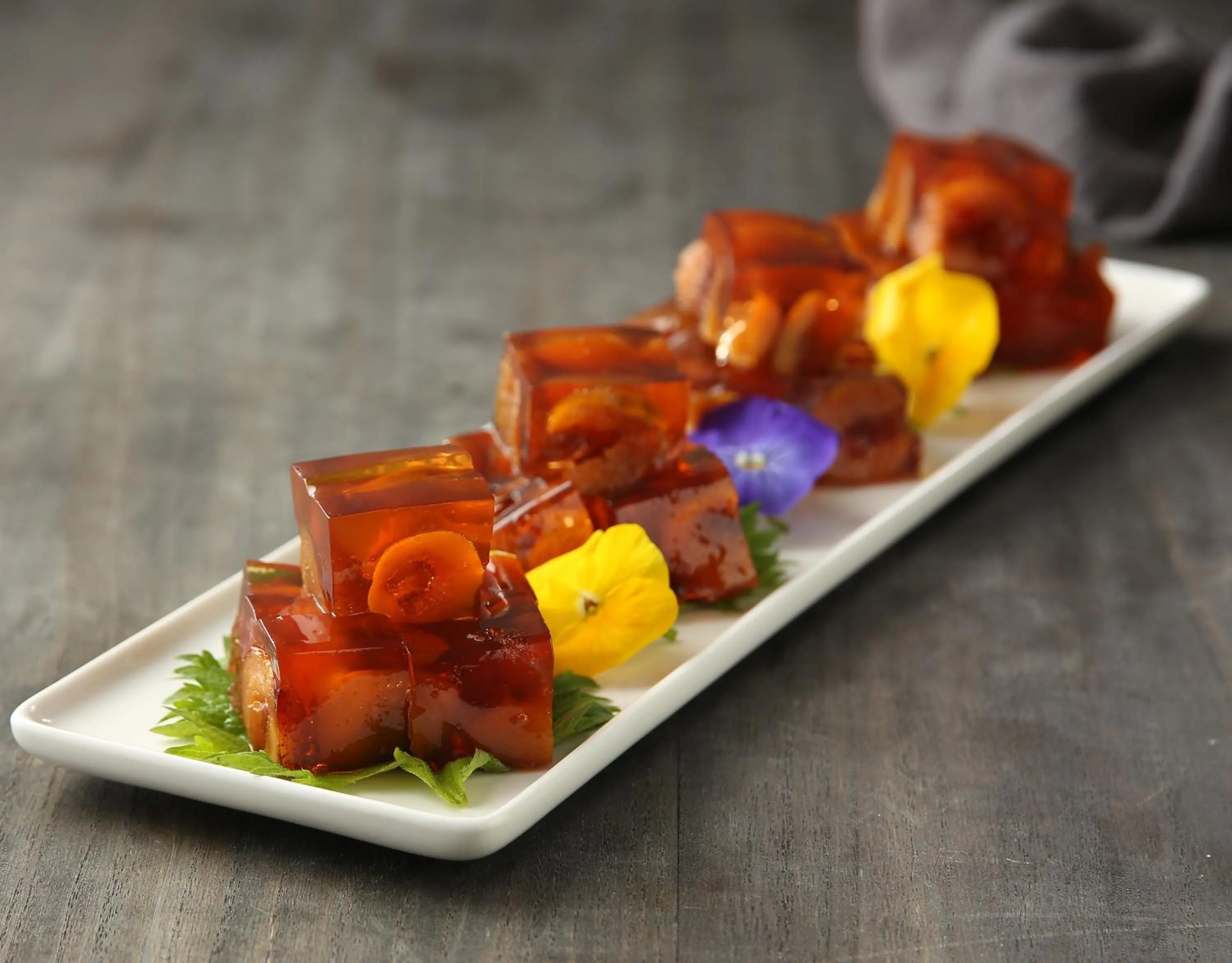 Restaurant/places to eat in Holiday Inn Beijing Shijingshan Parkview by IHG