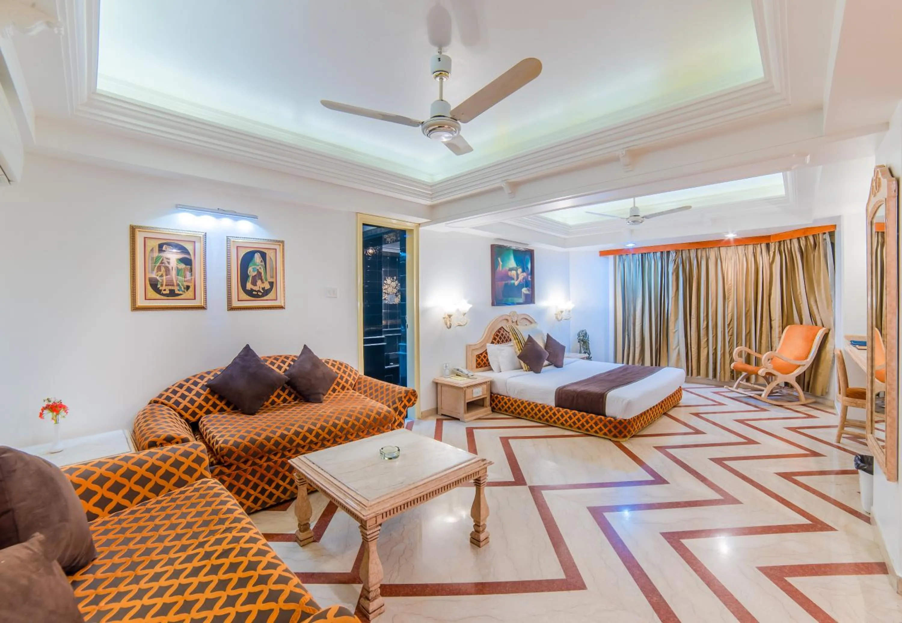 Seating area in Hotel Hillock