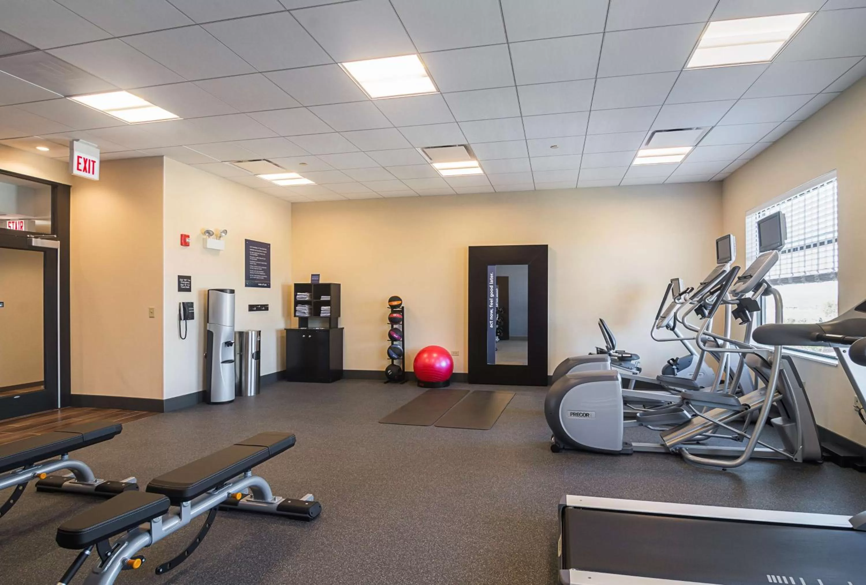 Fitness centre/facilities in Hampton Inn Chicago North-Loyola Station, Il