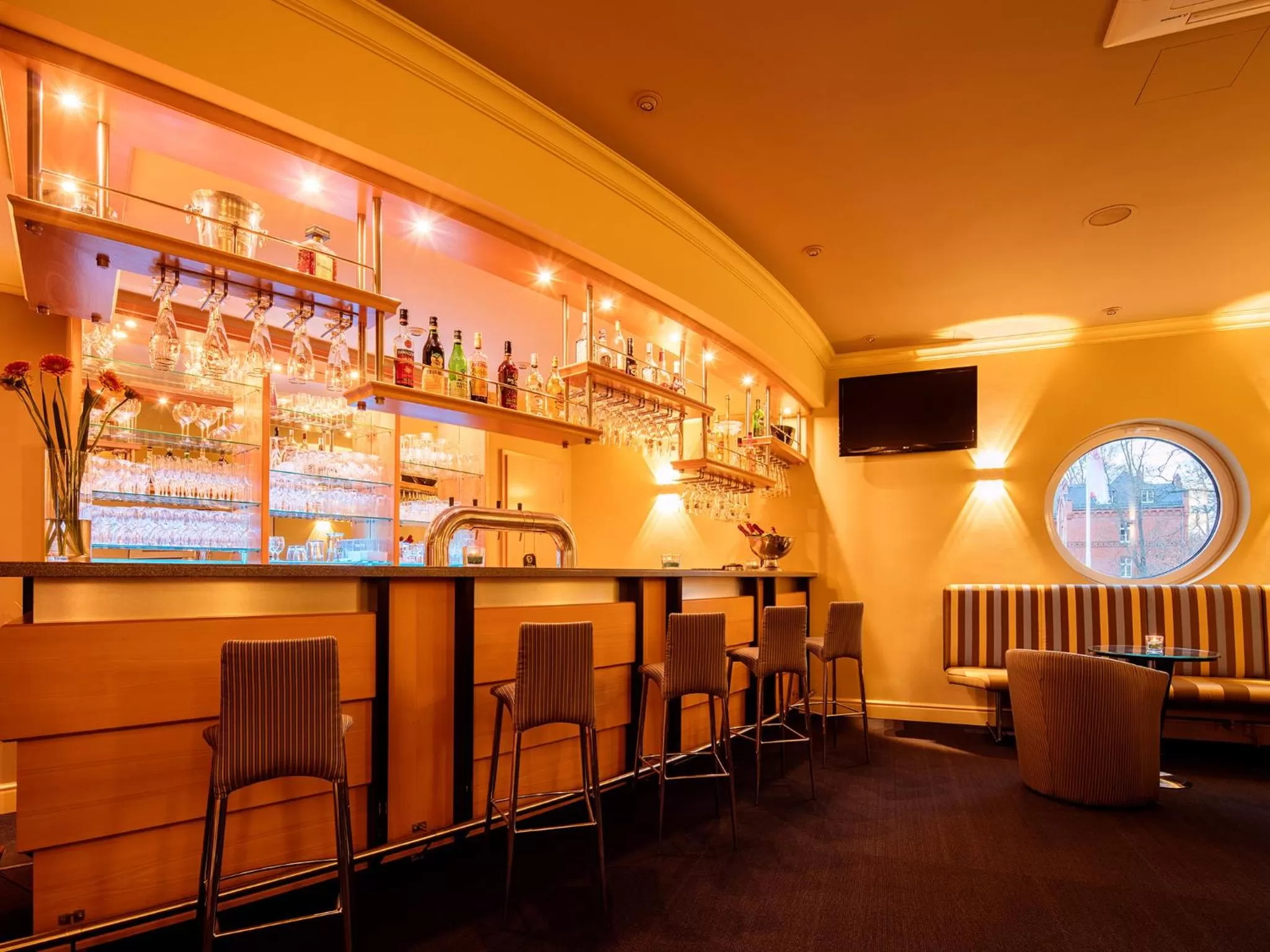 Lounge or bar in INSELHOTEL Potsdam