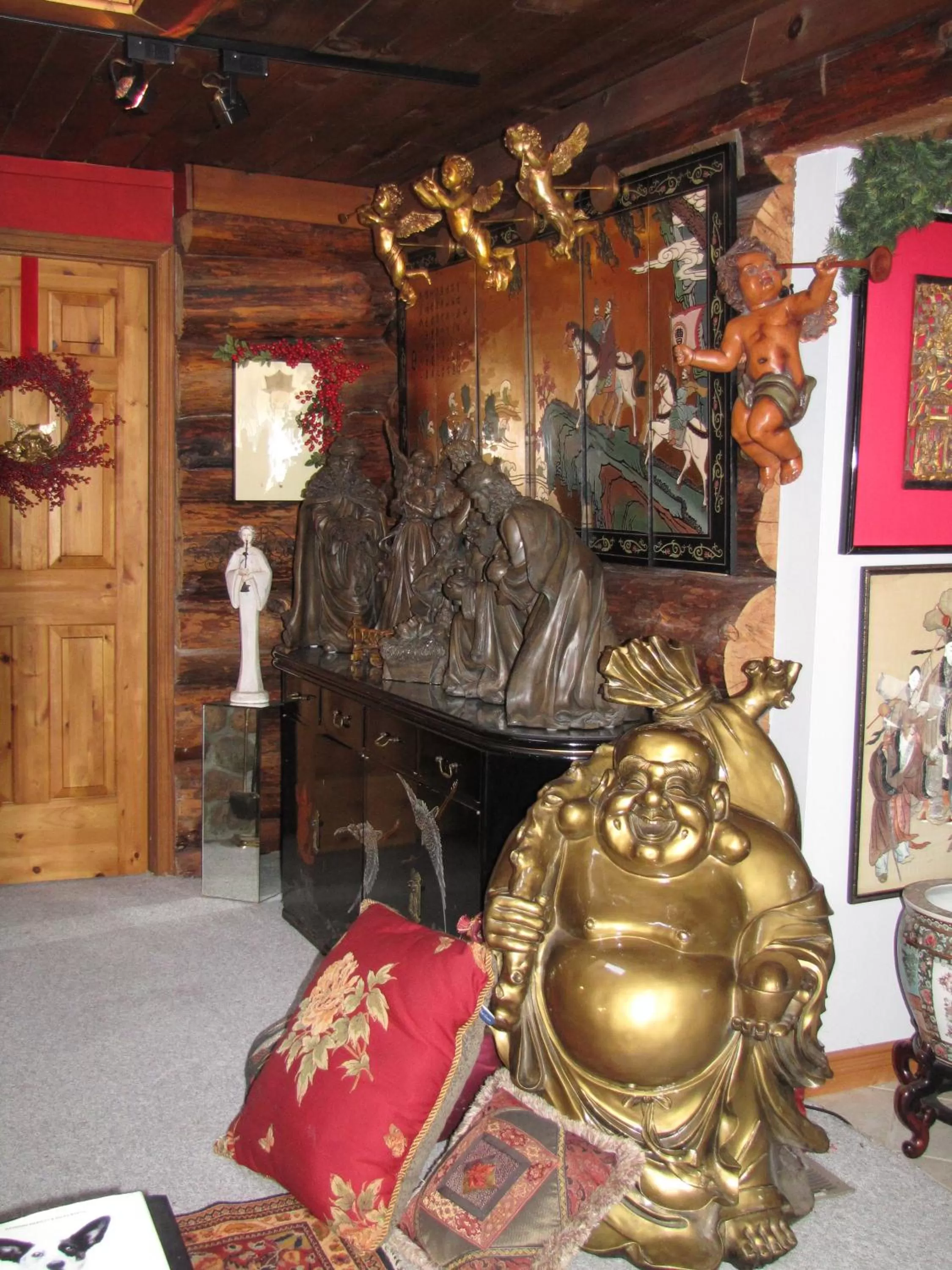 Decorative detail in Shambhala Bed and Breakfast