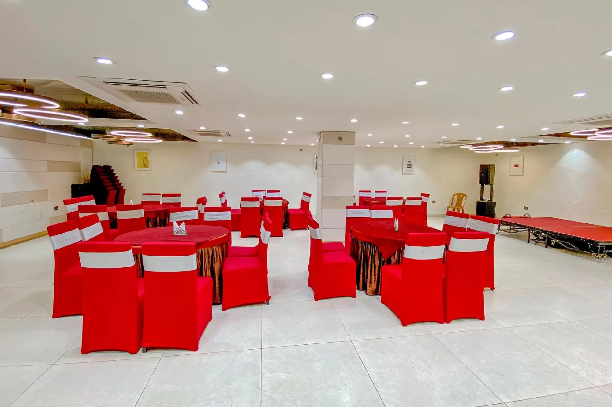 Banquet/Function facilities in FabHotel Prime Oasis Blue - Near Chetak Bridge