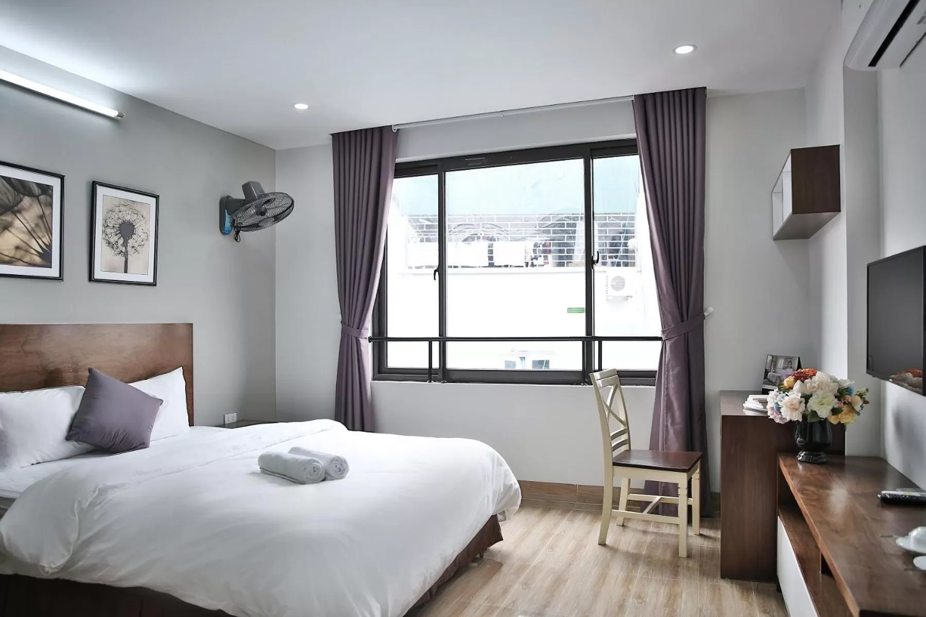 Bedroom, Bed in V House 6 Serviced Apartment
