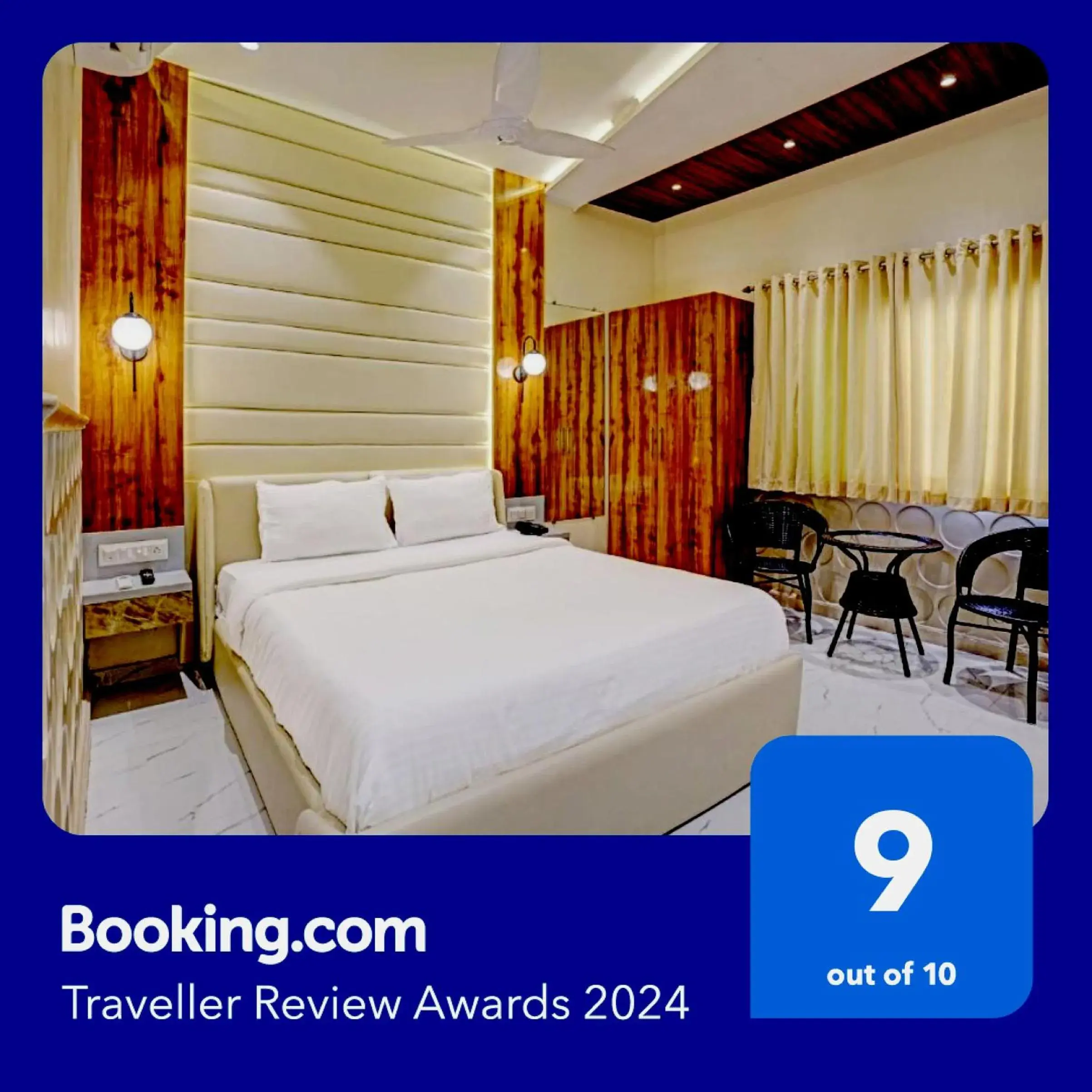 Bedroom in Collection O Palm Springs Beach Resort Bedroom in Collection O Palm Springs Beach Resort