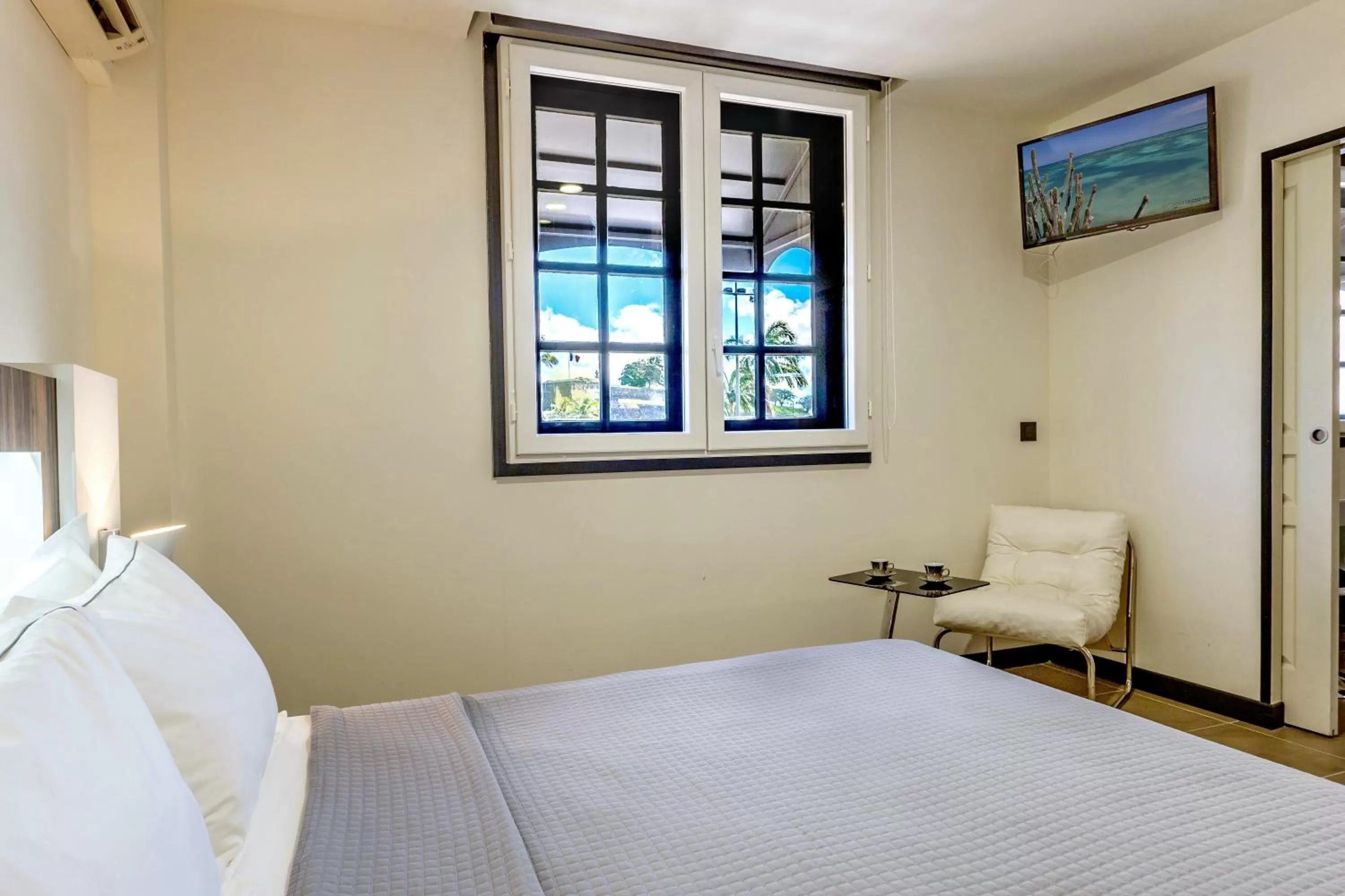 Decorative detail, Bed in Residence Fort Savane