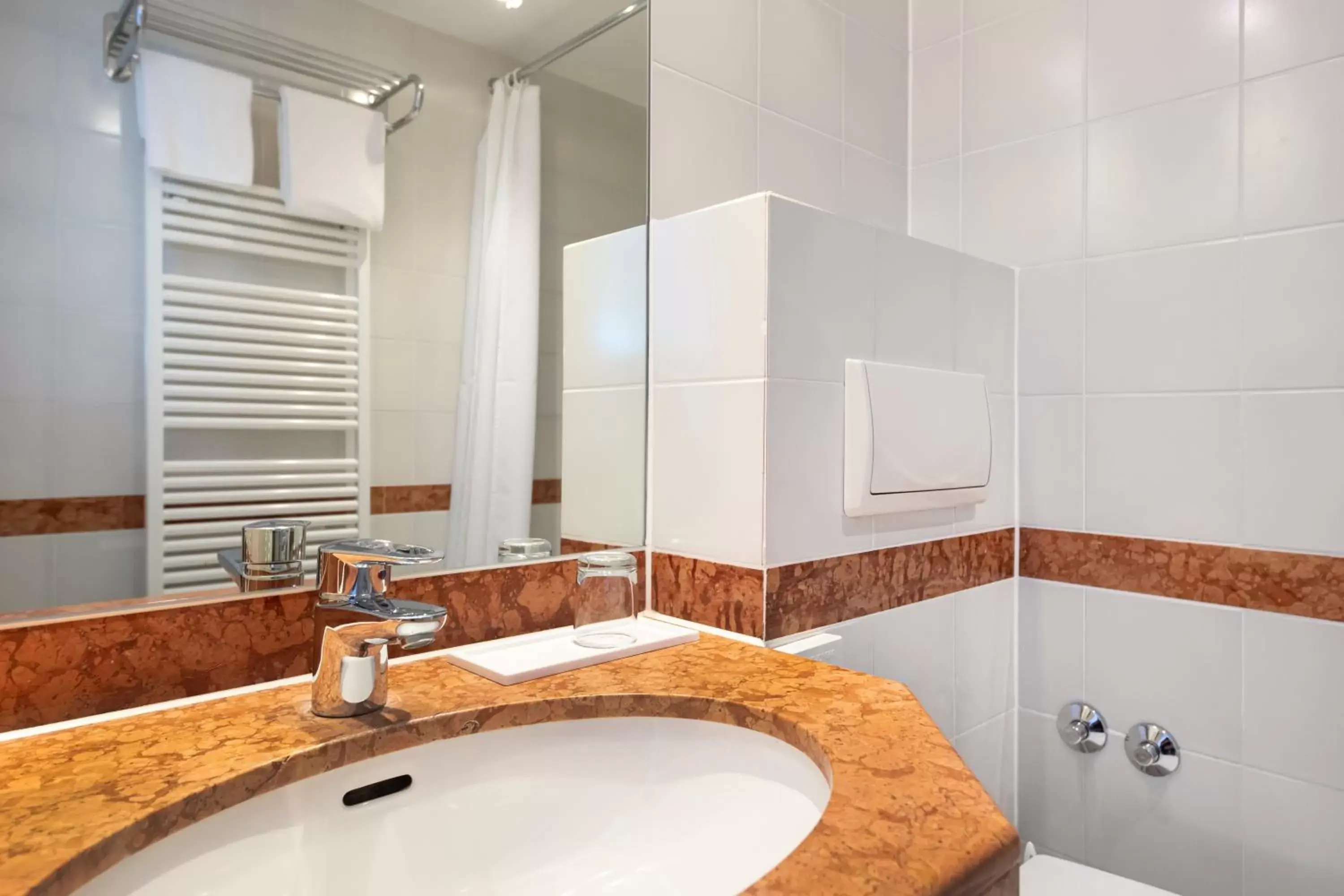 Standard Single Room in ACHAT Hotel Magdeburg Standard Single Room in ACHAT Hotel Magdeburg