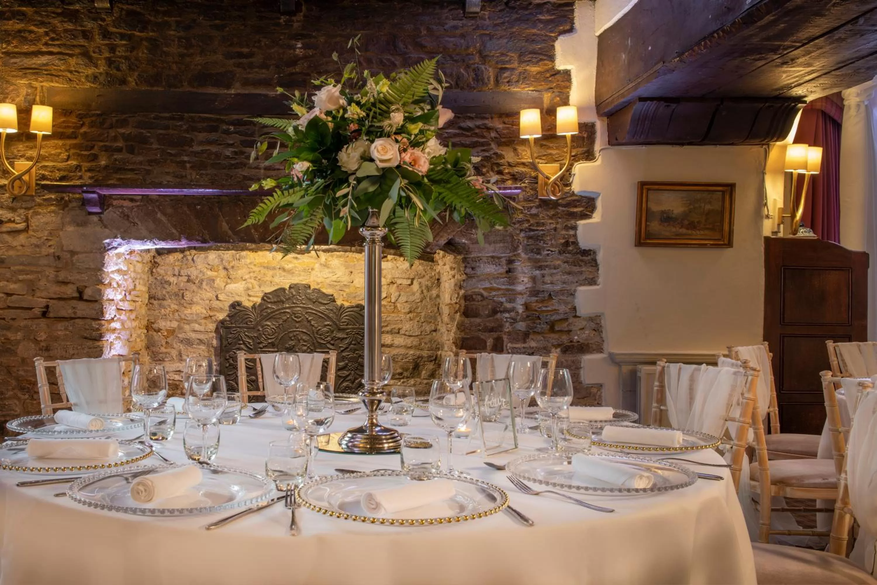 Banquet/Function facilities in Macdonald Bear Hotel