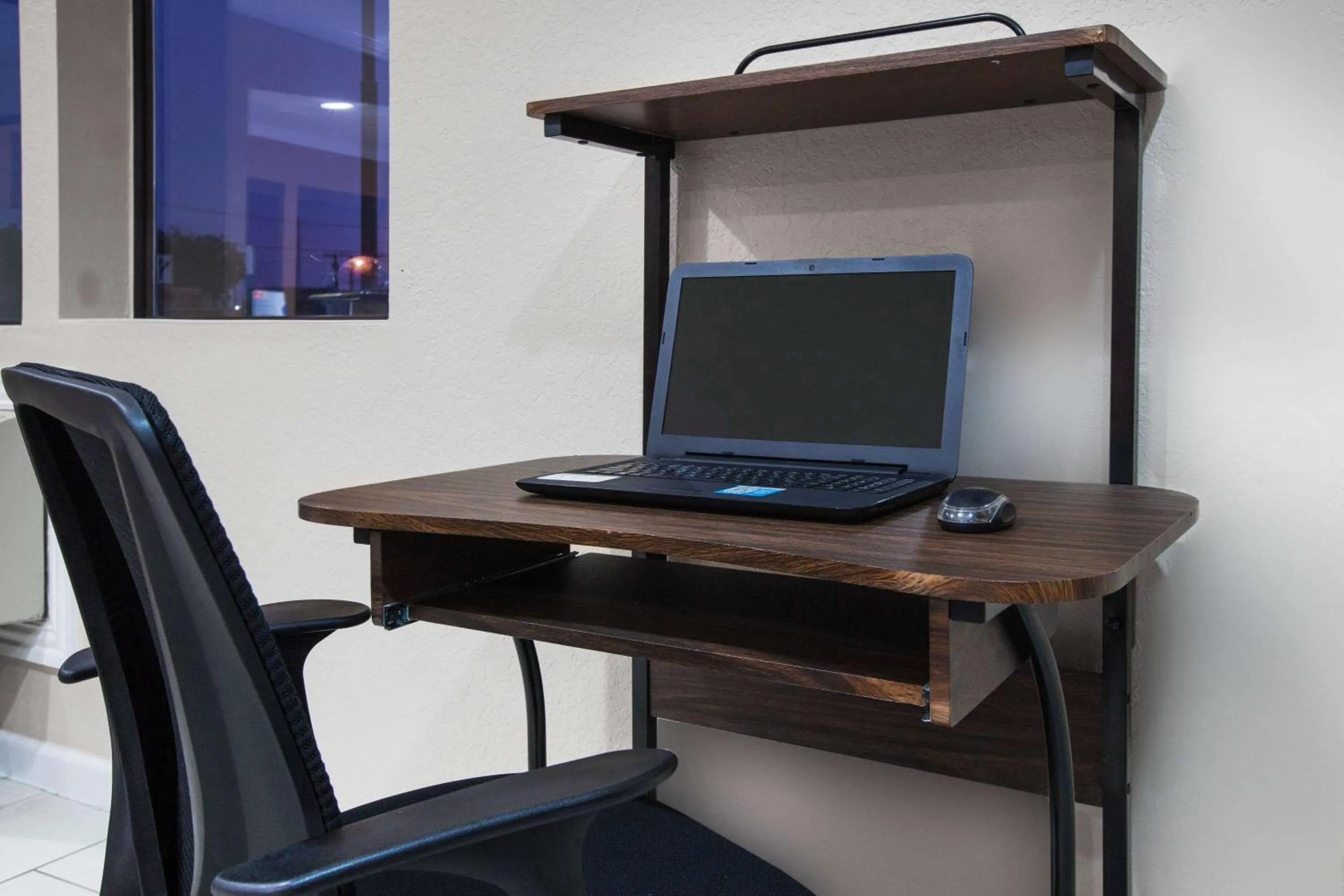 On site in Super 8 by Wyndham Sherman