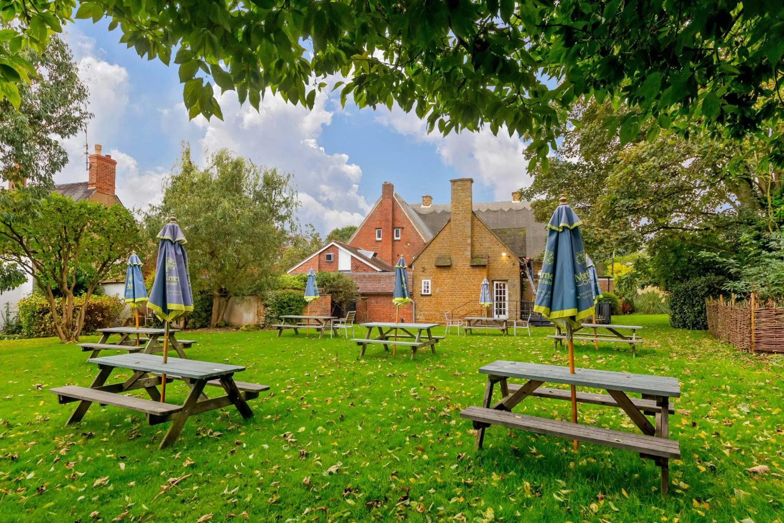 Garden in The Red Lion