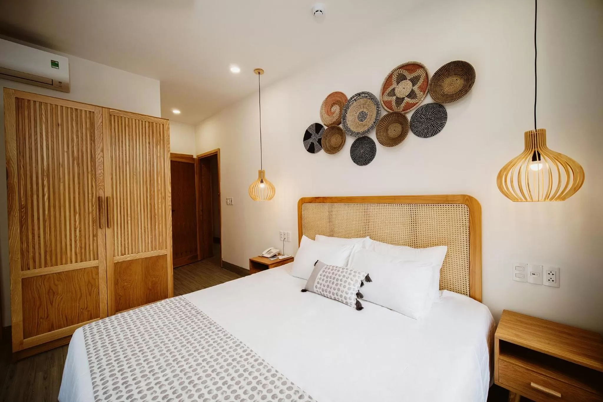 Bed in The Watermark Beachside Hotel