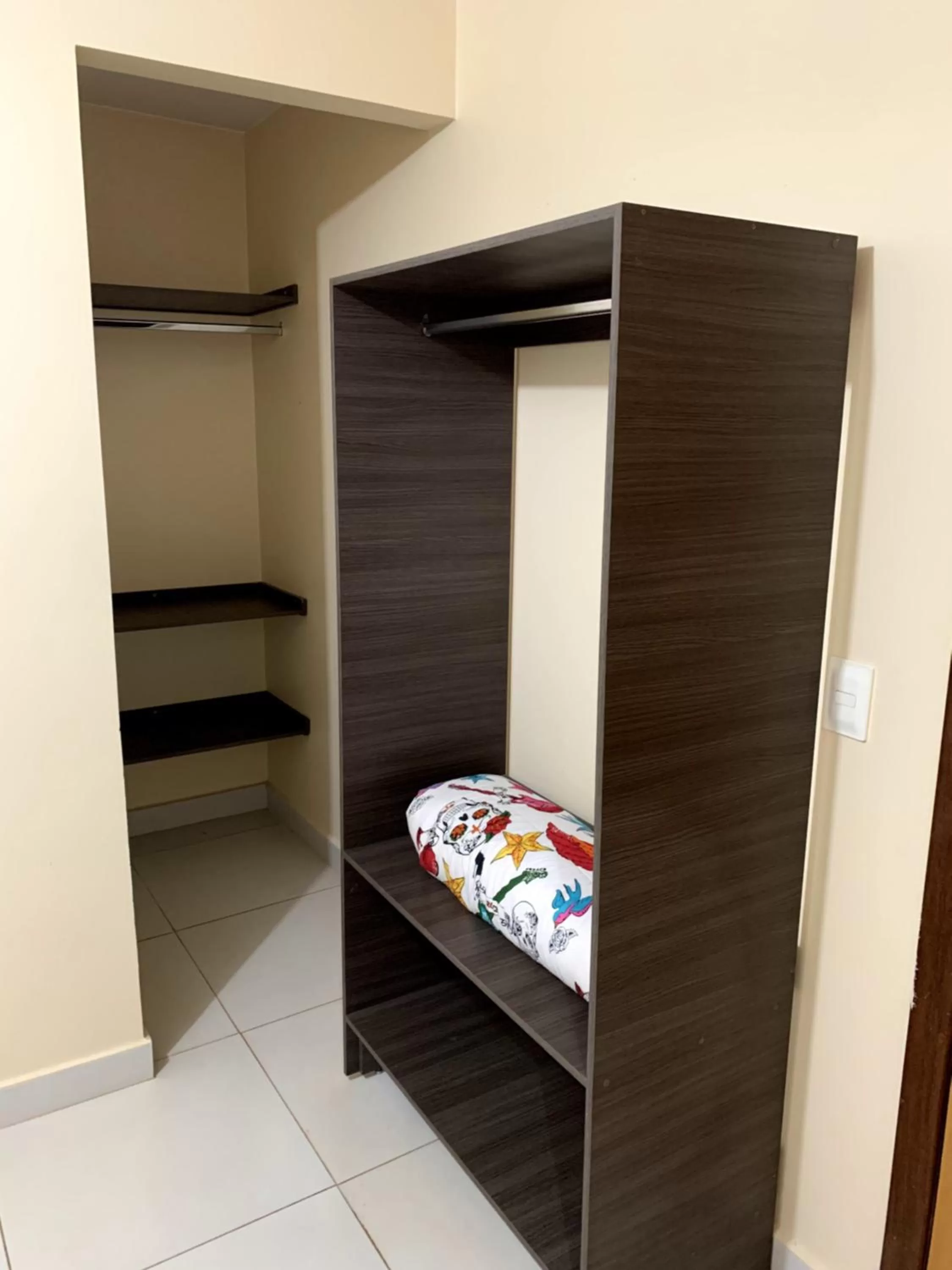 Decorative detail, Bed in Pousada Jardim Brasília