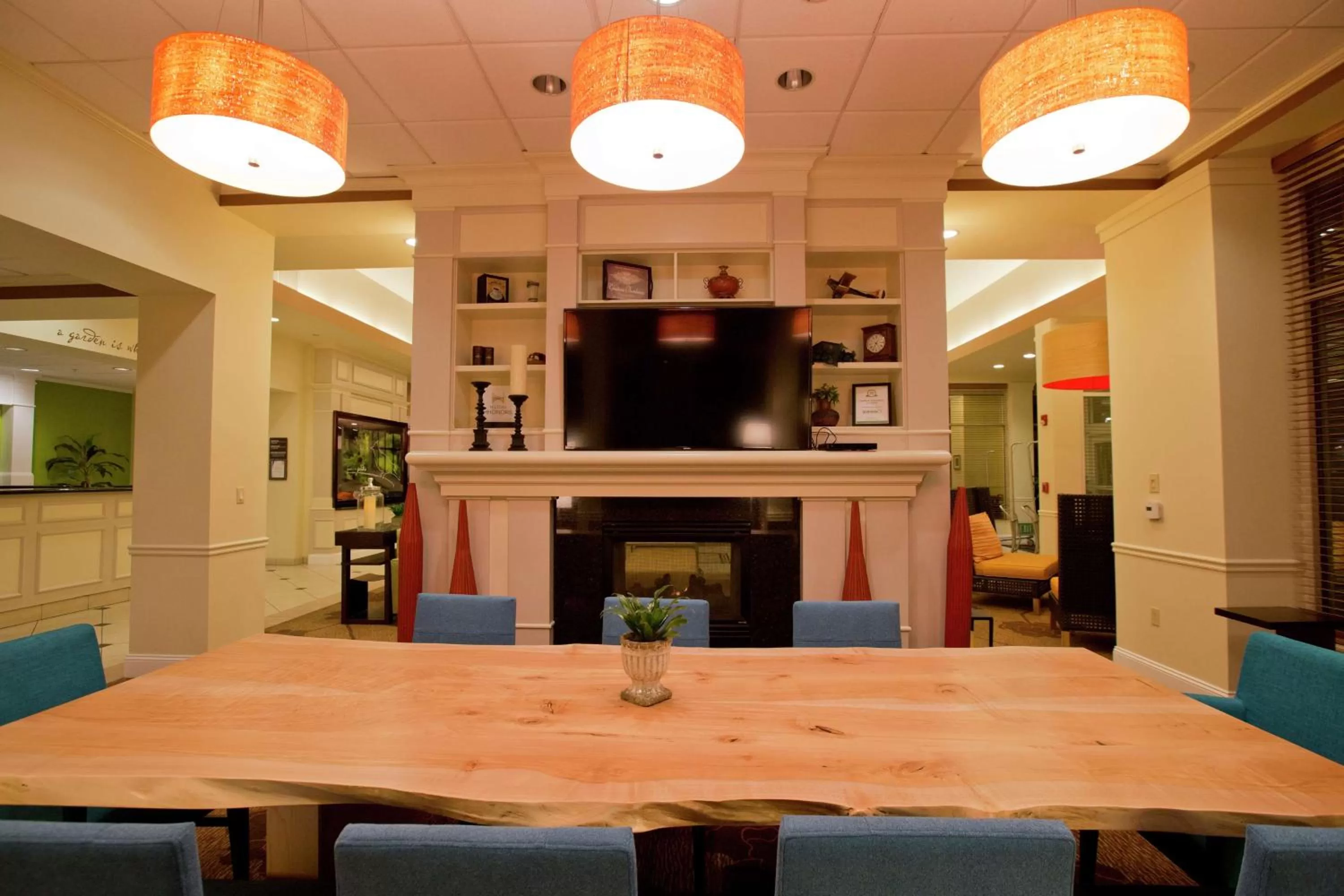 Lobby or reception in Hilton Garden Inn Oxnard/Camarillo