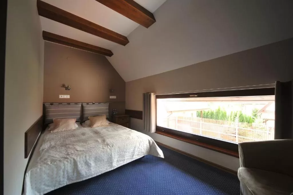 Bed in Vertigo Narie