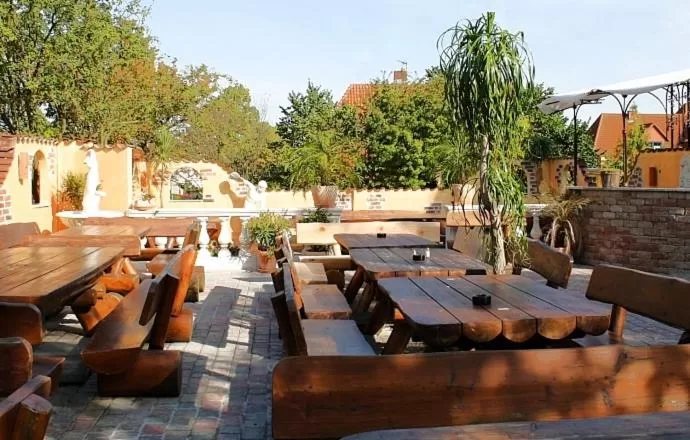 Facade/entrance, Restaurant/Places to Eat in Hotel Mira Mare