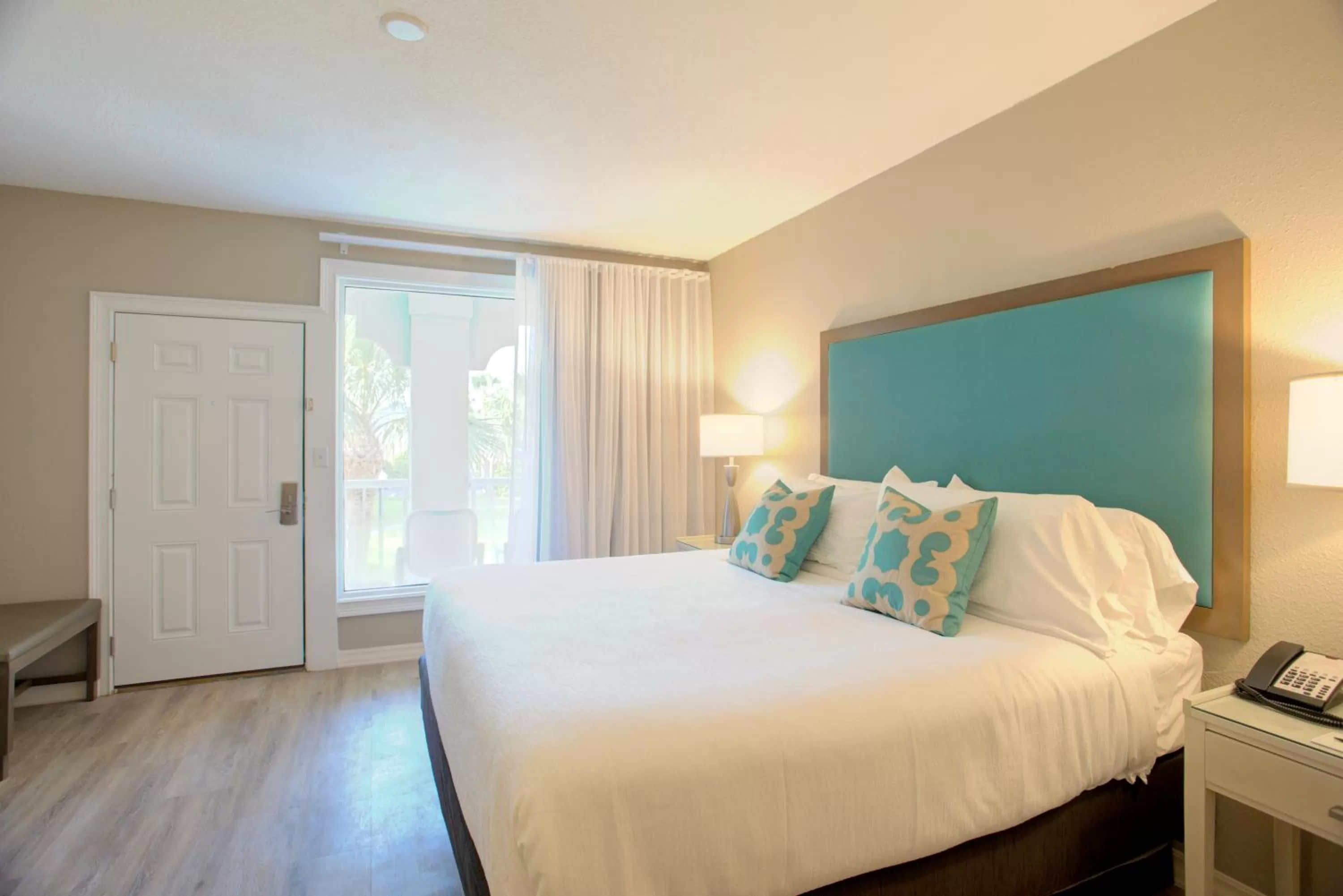 Bed in Beachview Club Hotel