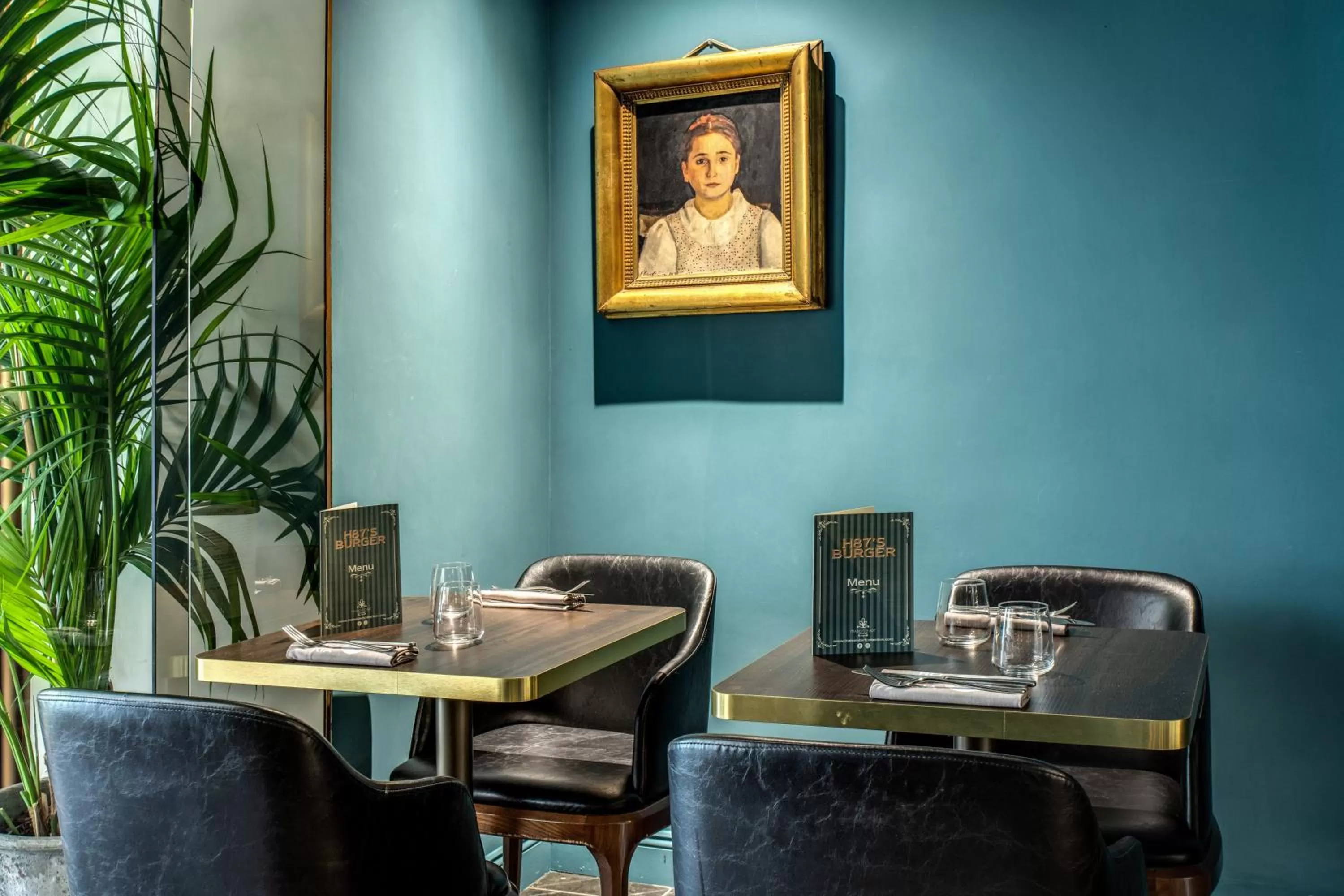 Restaurant/places to eat in Hotel 87 eighty-seven - Maison d'Art Collection