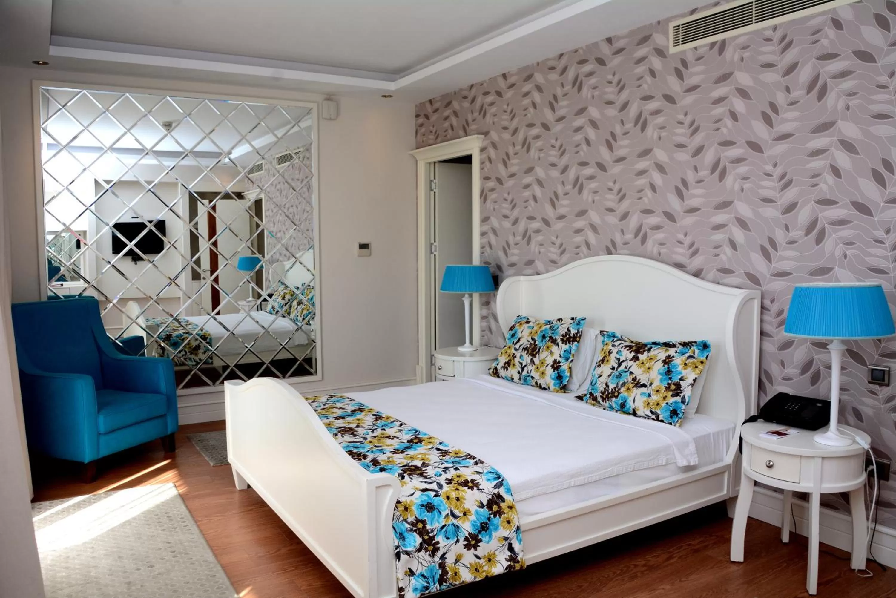Bedroom in Royal Teos Thermal Resort Clinic & Spa - Halal Hotel