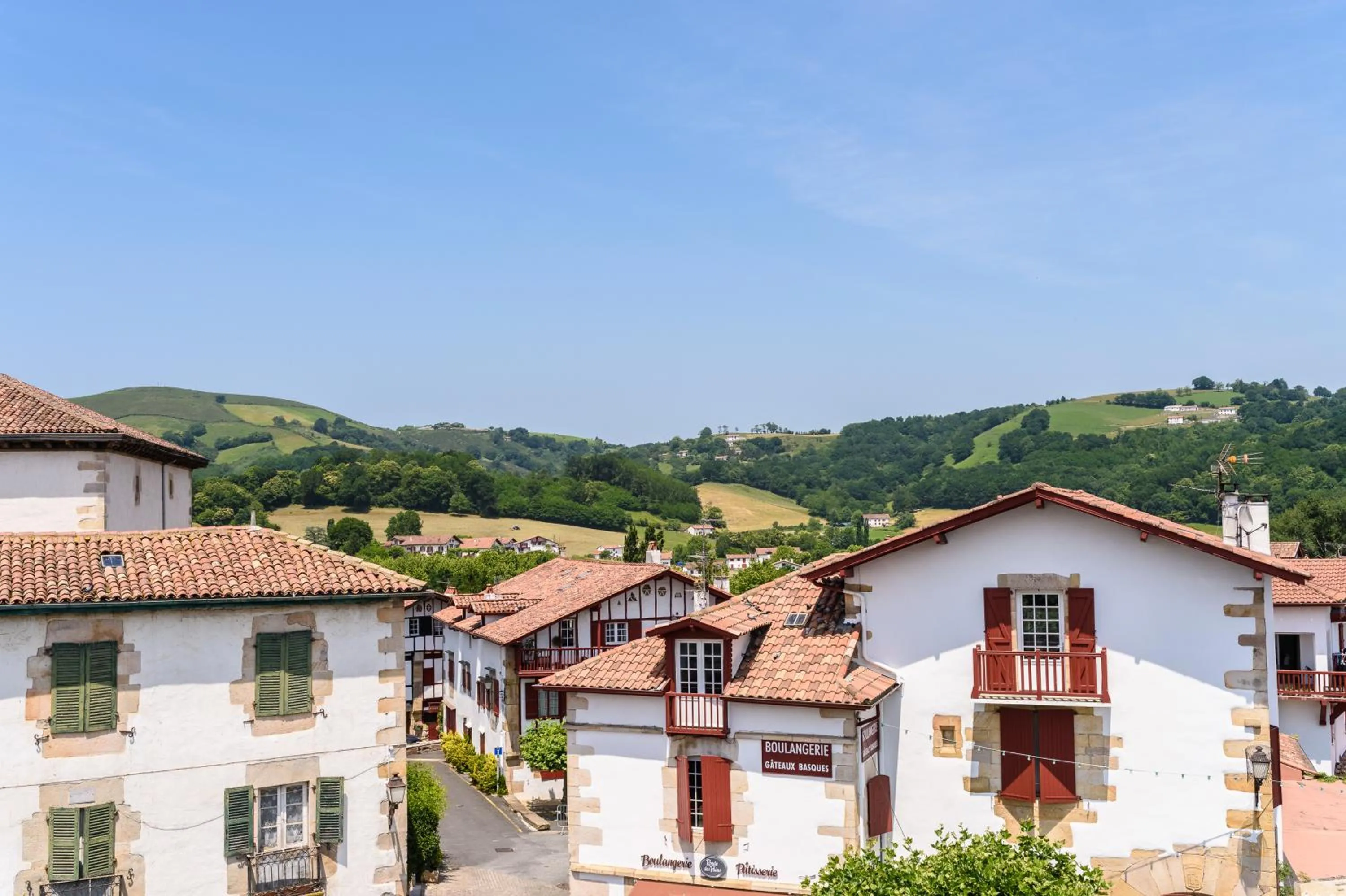 Mountain view in Arraya