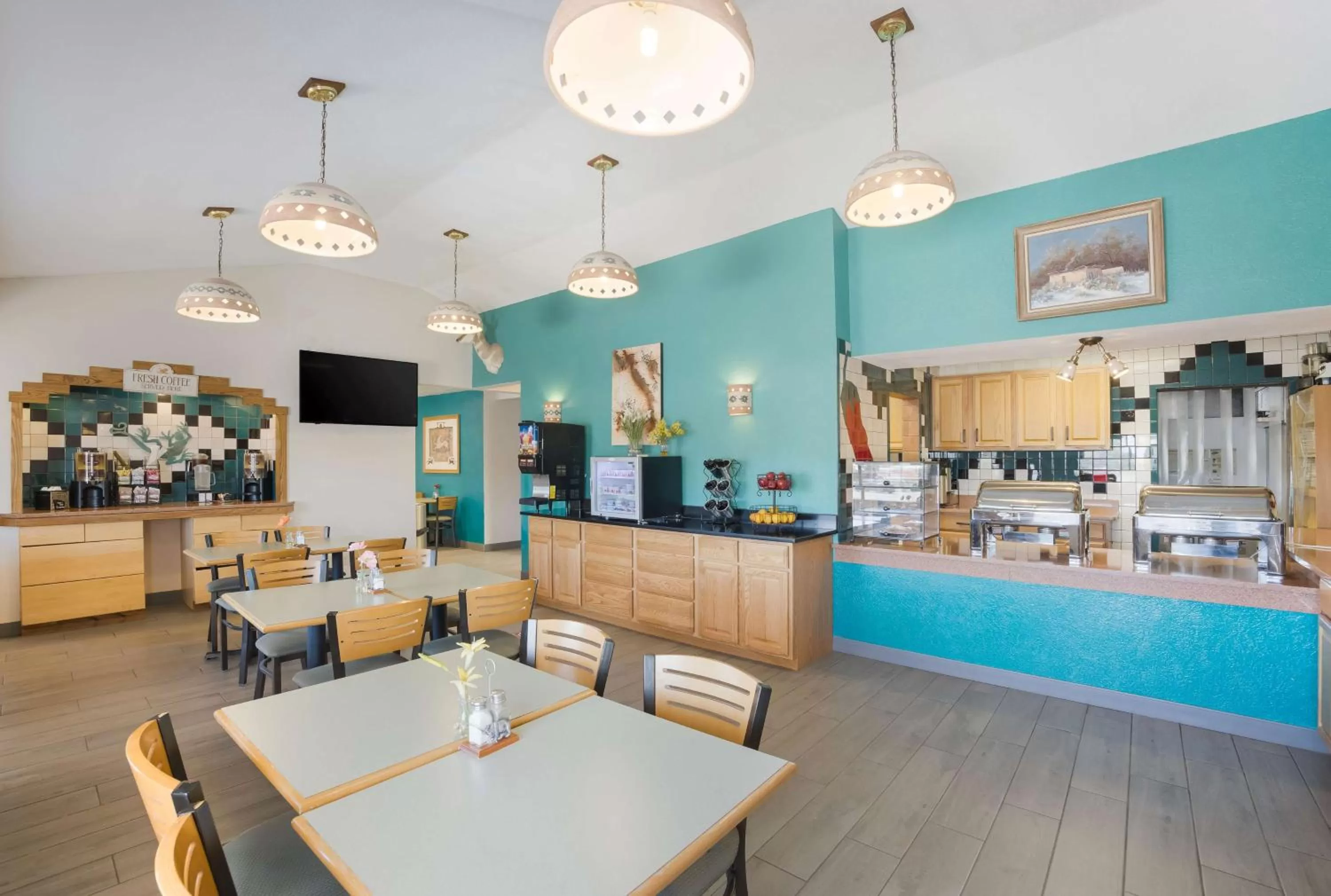 Breakfast in Best Western Kokopelli Lodge