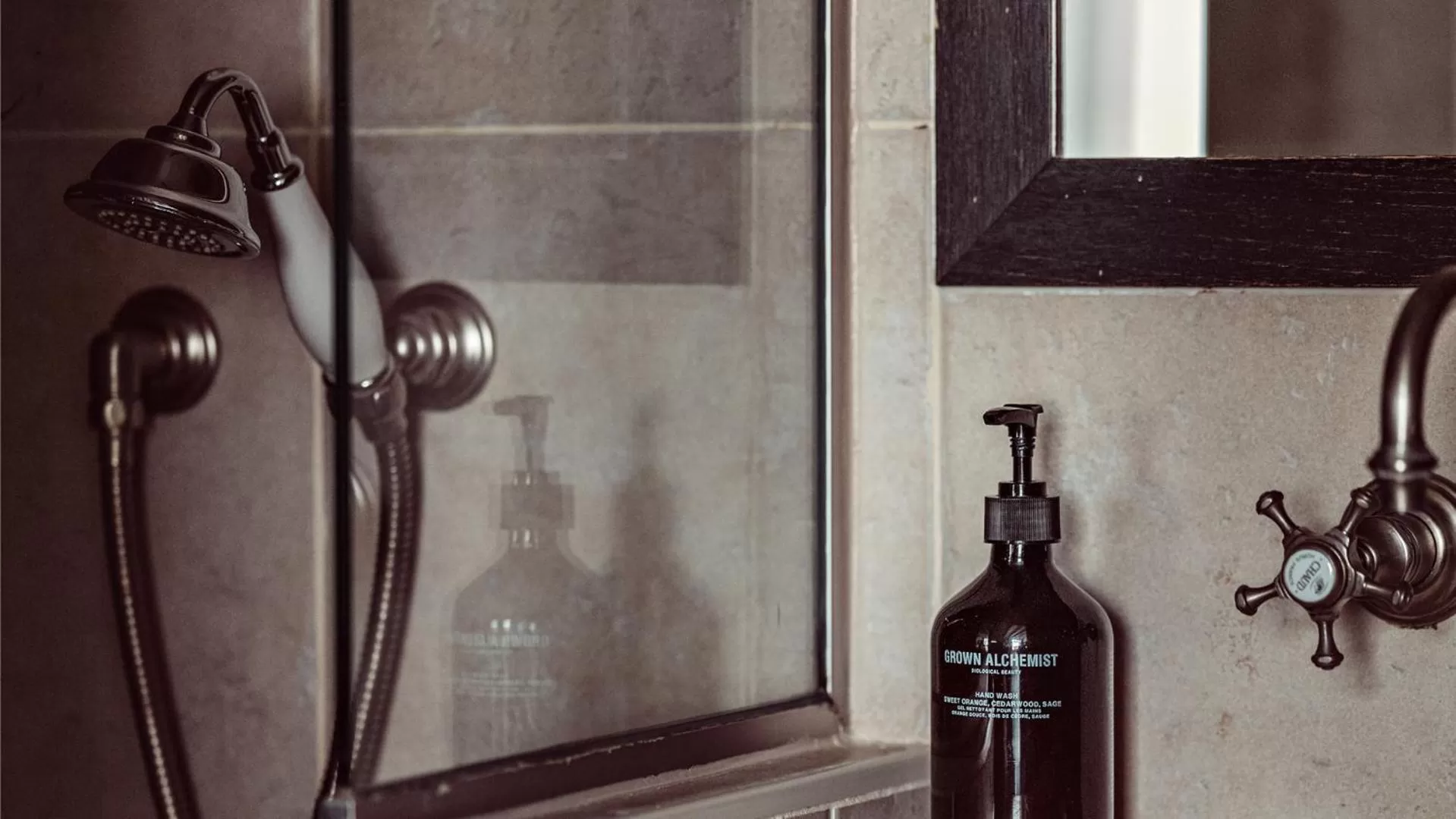 Bathroom in Maison Saintonge