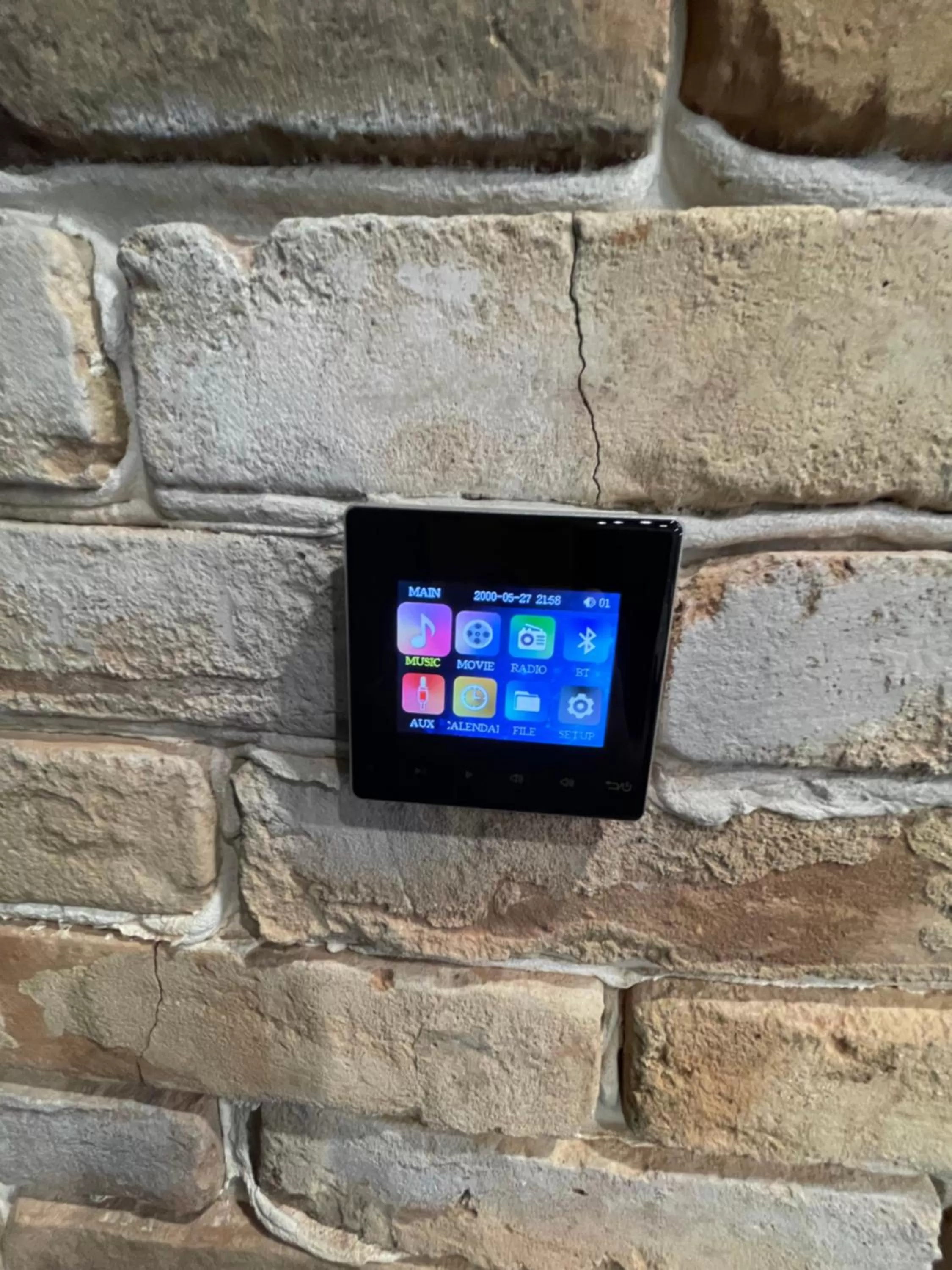 TV/Entertainment Center in ACCOMMODO192