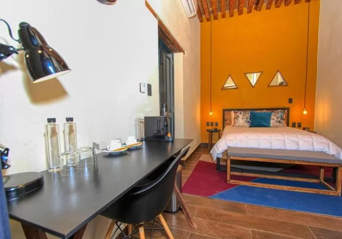 Bed in Antigua Trece Hotel Fusión & SPA