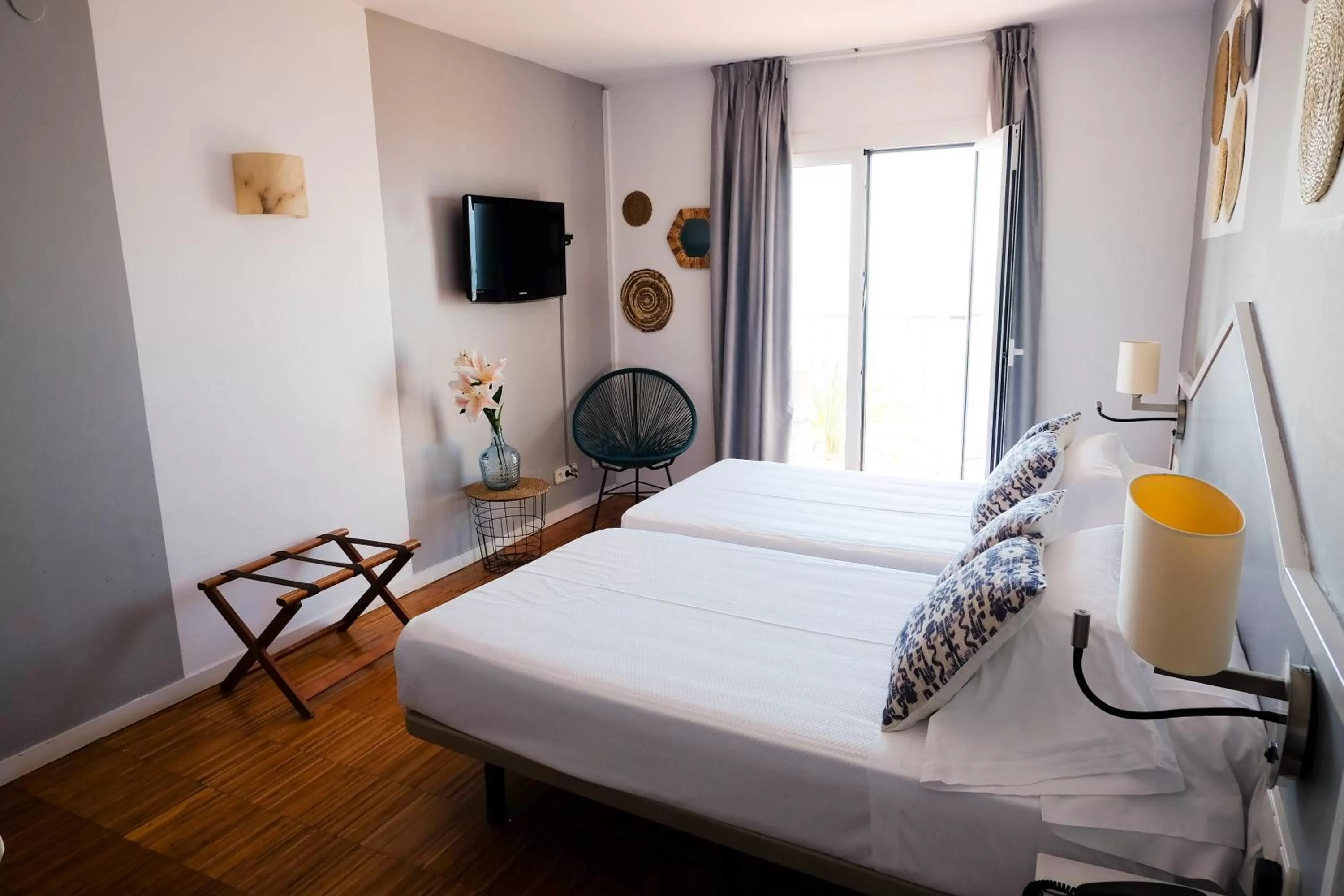 Double or Twin Room with Sea View in Hotel Subur