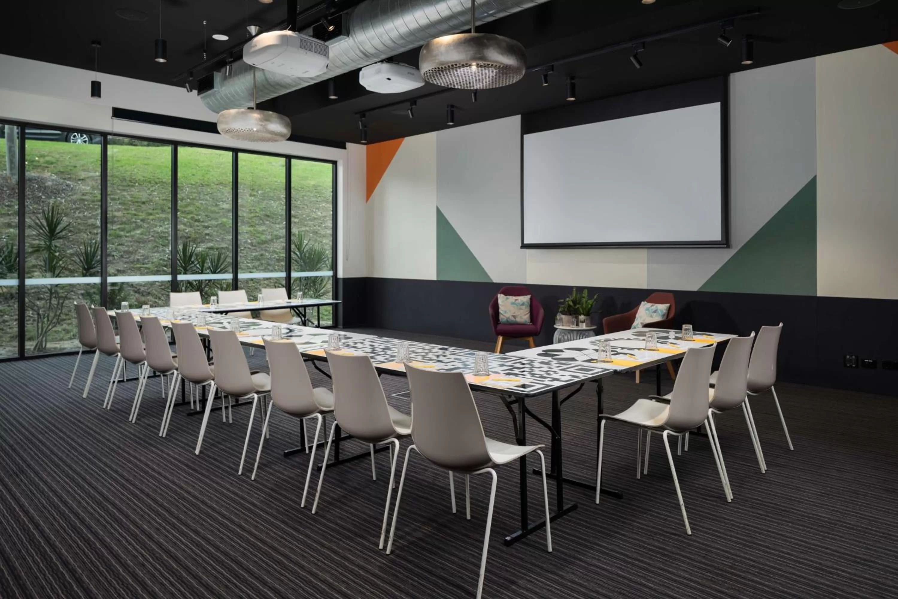 Meeting/conference room in Atura Blacktown