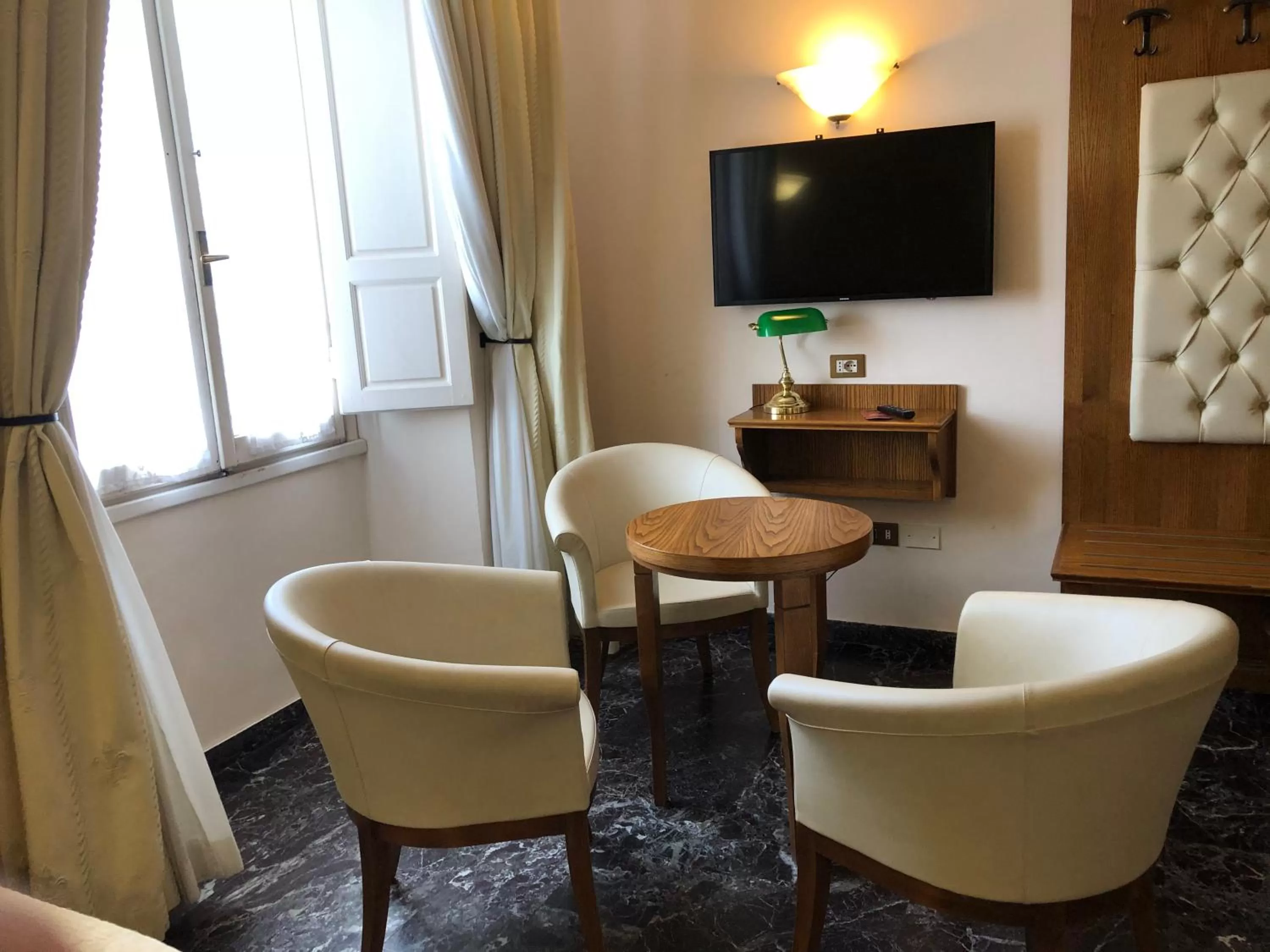 Property building in Hotel Le Due Fontane