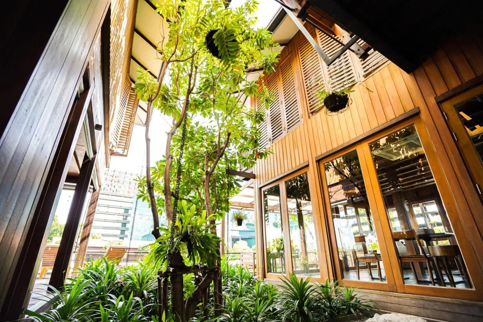 Property building in Chann Bangkok Noi