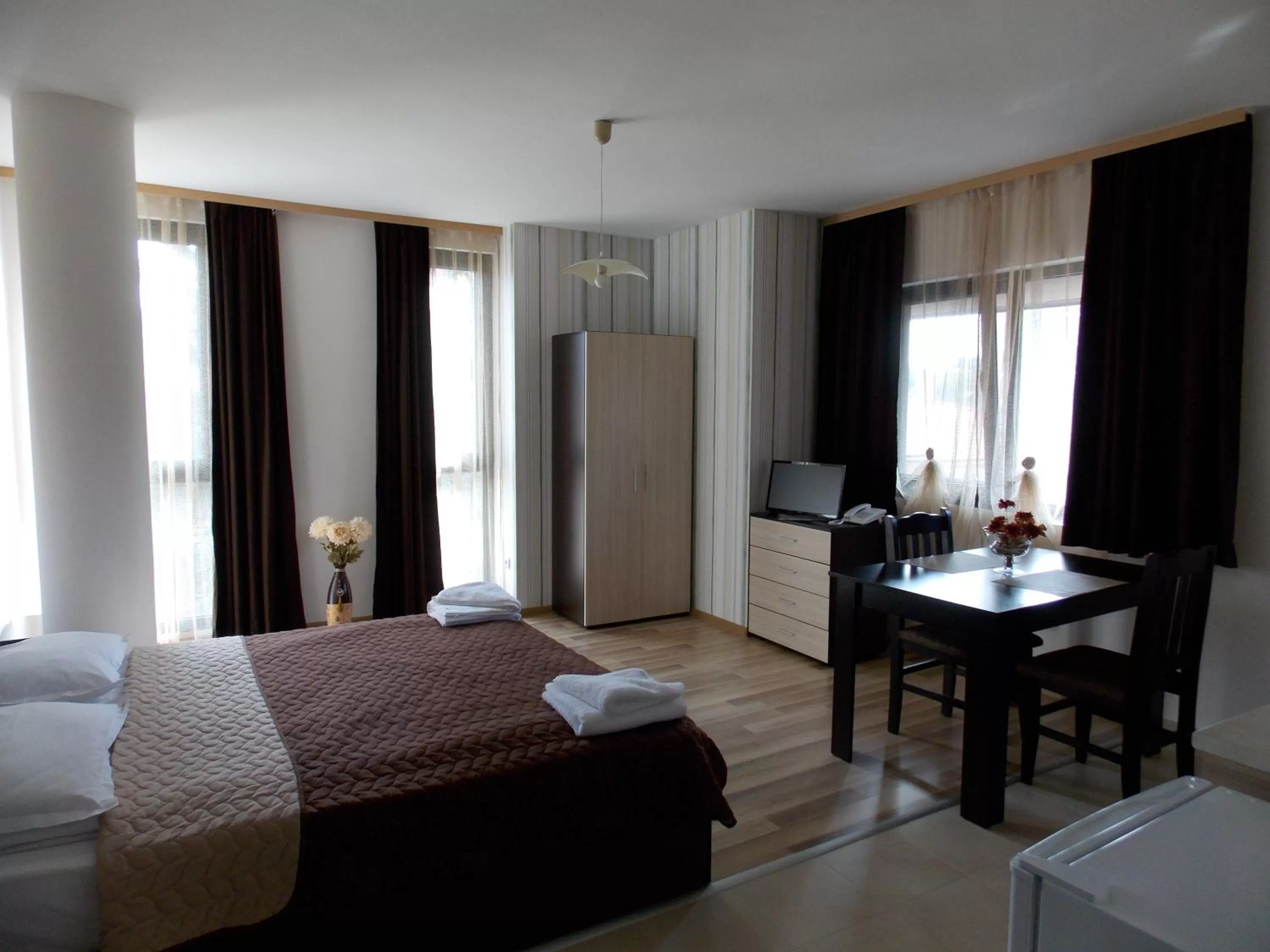 Photo of the whole room, Room Photo in Apart Hotel Rosen