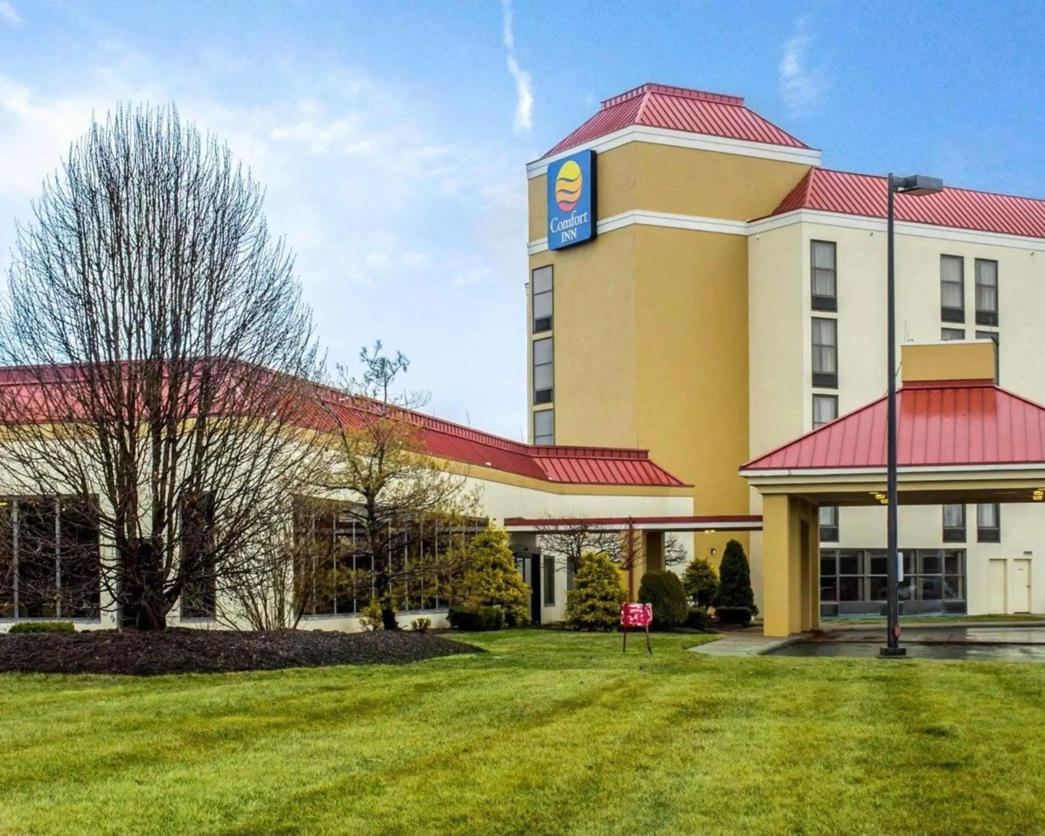 Property building in Comfort Inn Alliance