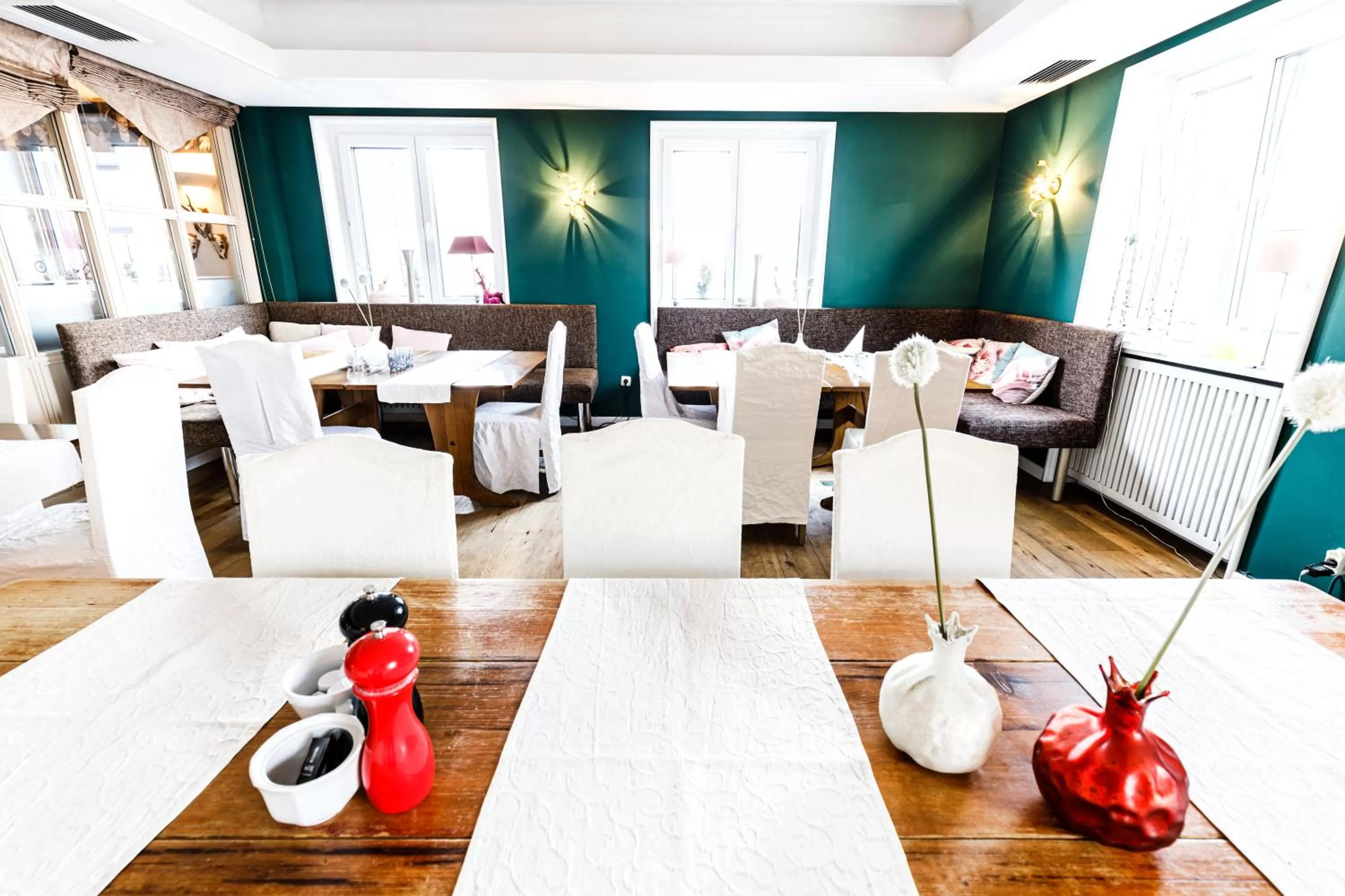 Restaurant/places to eat in Arthotel Restaurant Pfeffermühle