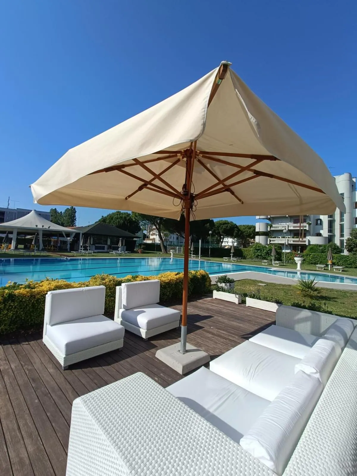 Swimming pool in Hotel Falcone