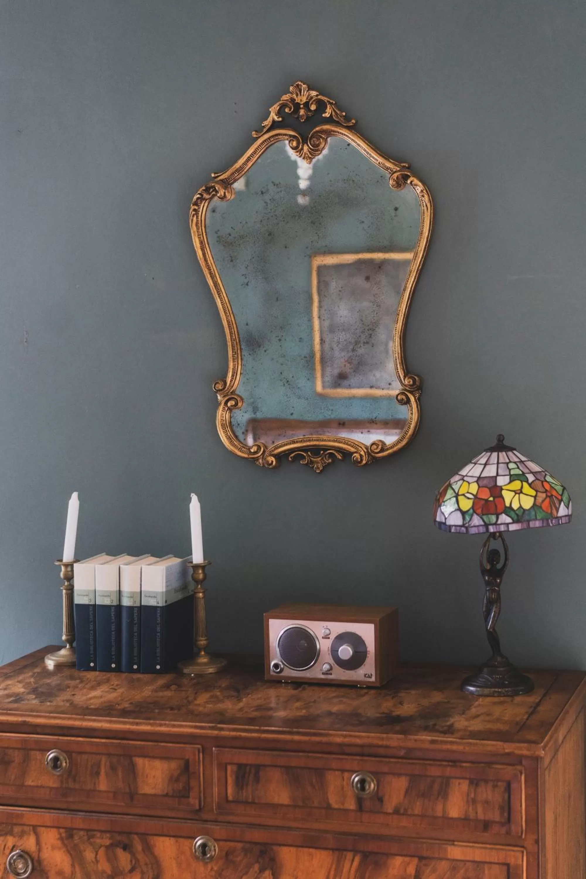 Decorative detail in Villa Stecchini