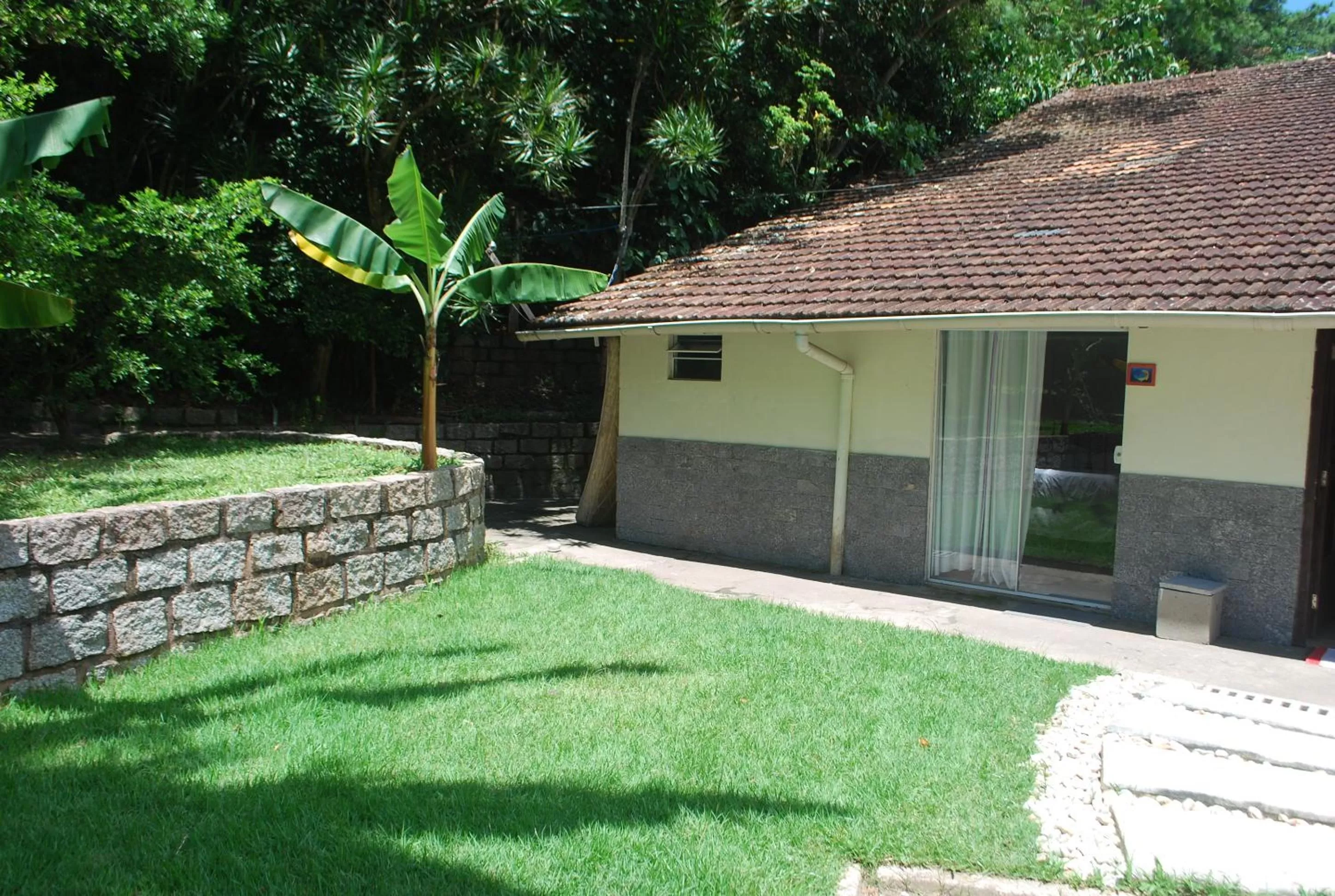 Garden in Pousada Jardim Da Lagoa