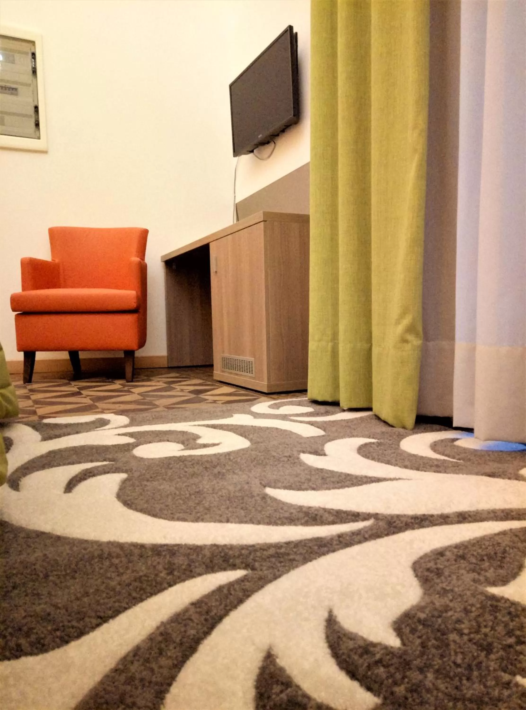 TV and multimedia in Moonlight Hotel&Suites