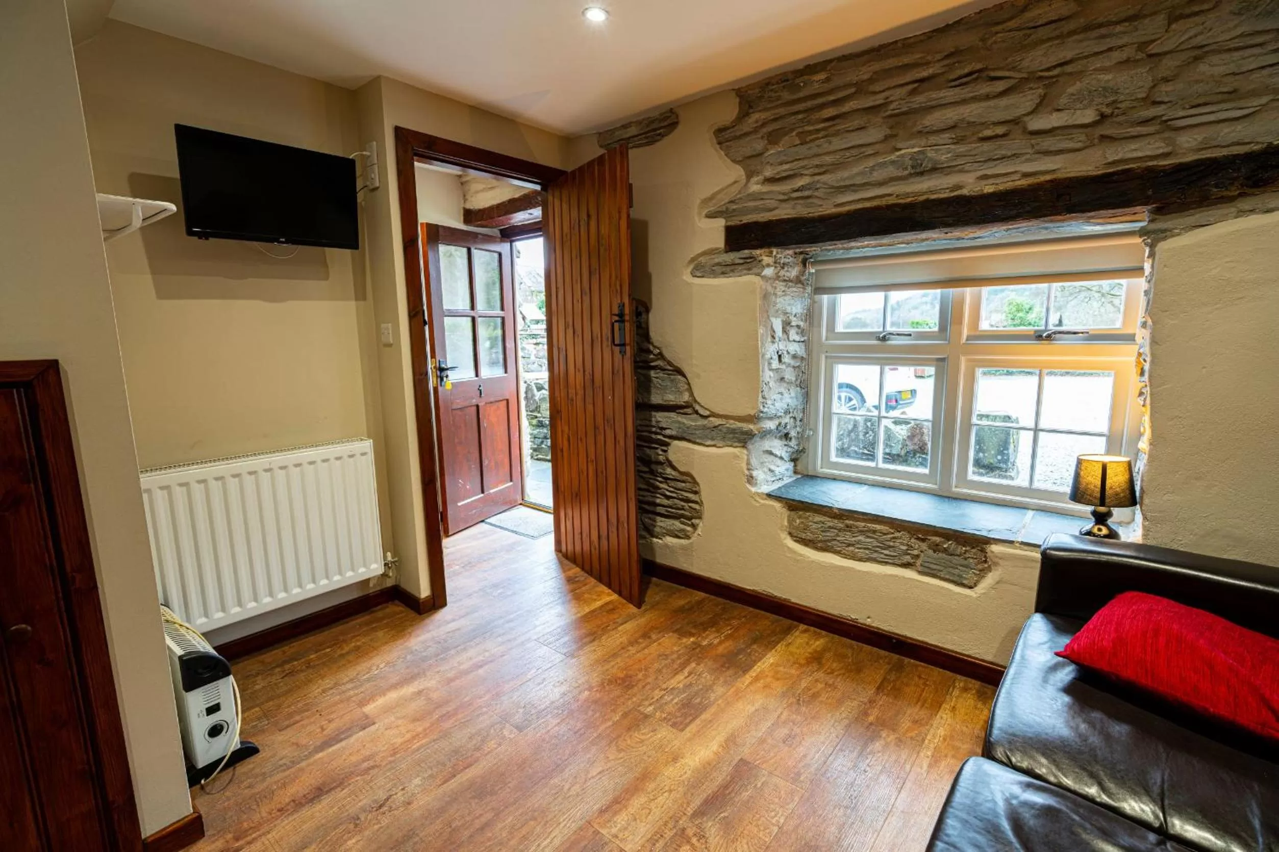 Living room in Grapes Hotel, Bar & Restaurant Snowdonia Nr Zip World